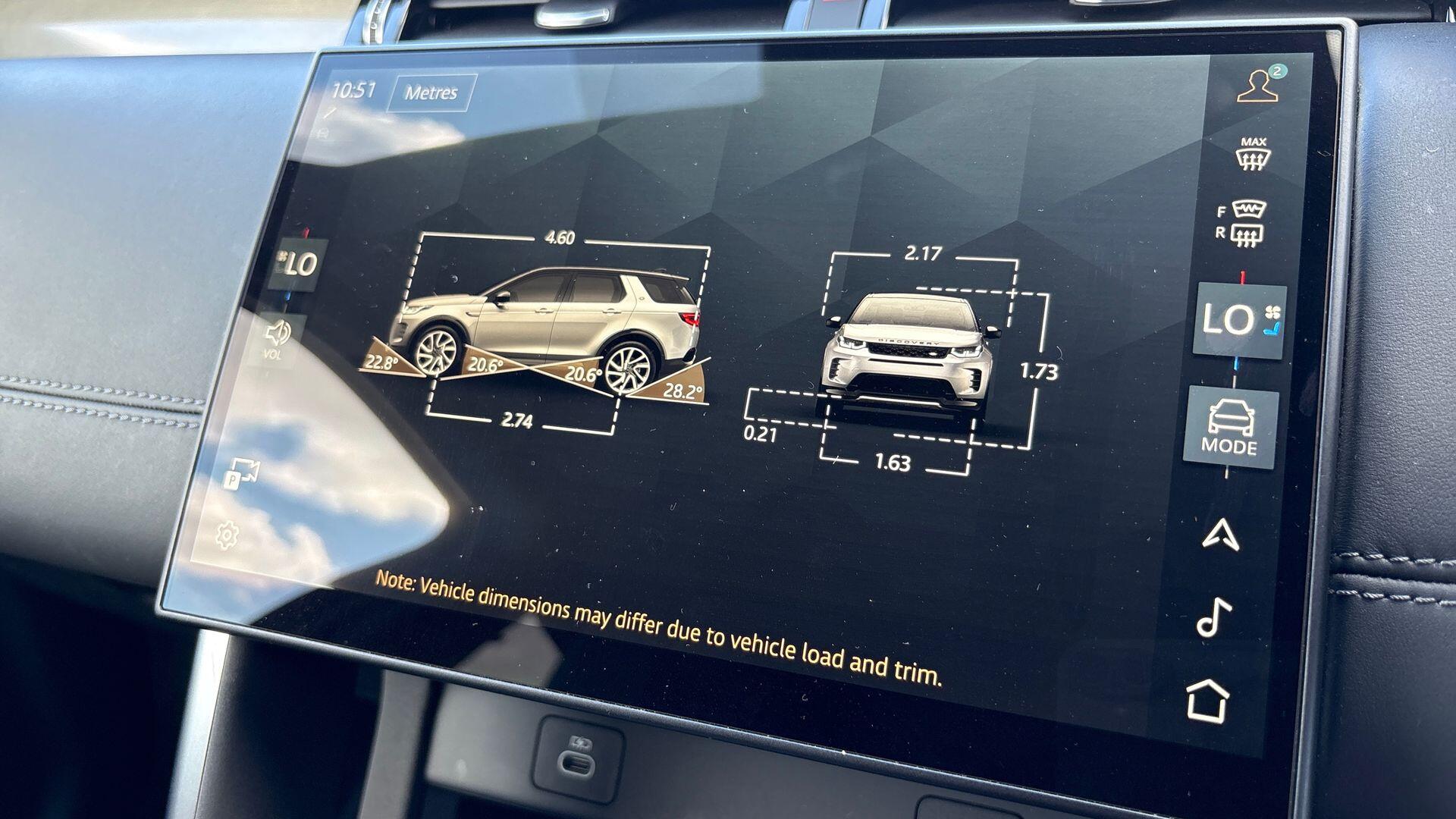 Land Rover Discovery Sport view 39
