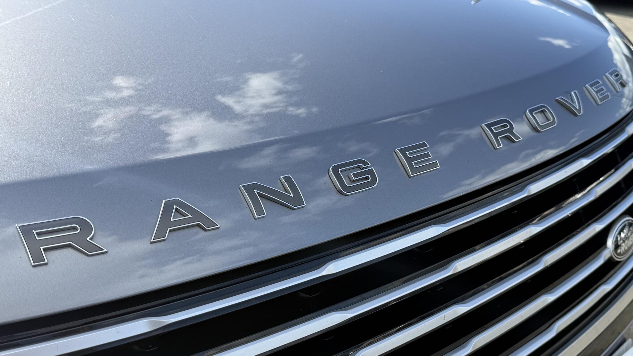 Land Rover Range Rover view 24