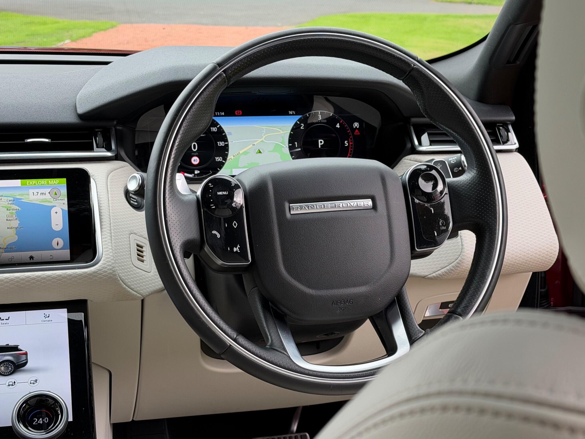 Land Rover Range Rover Velar view 16
