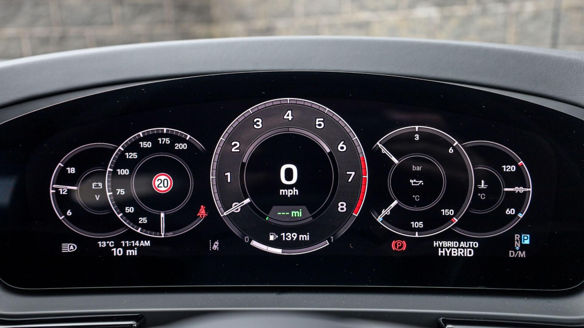 Porsche Cayenne view 16