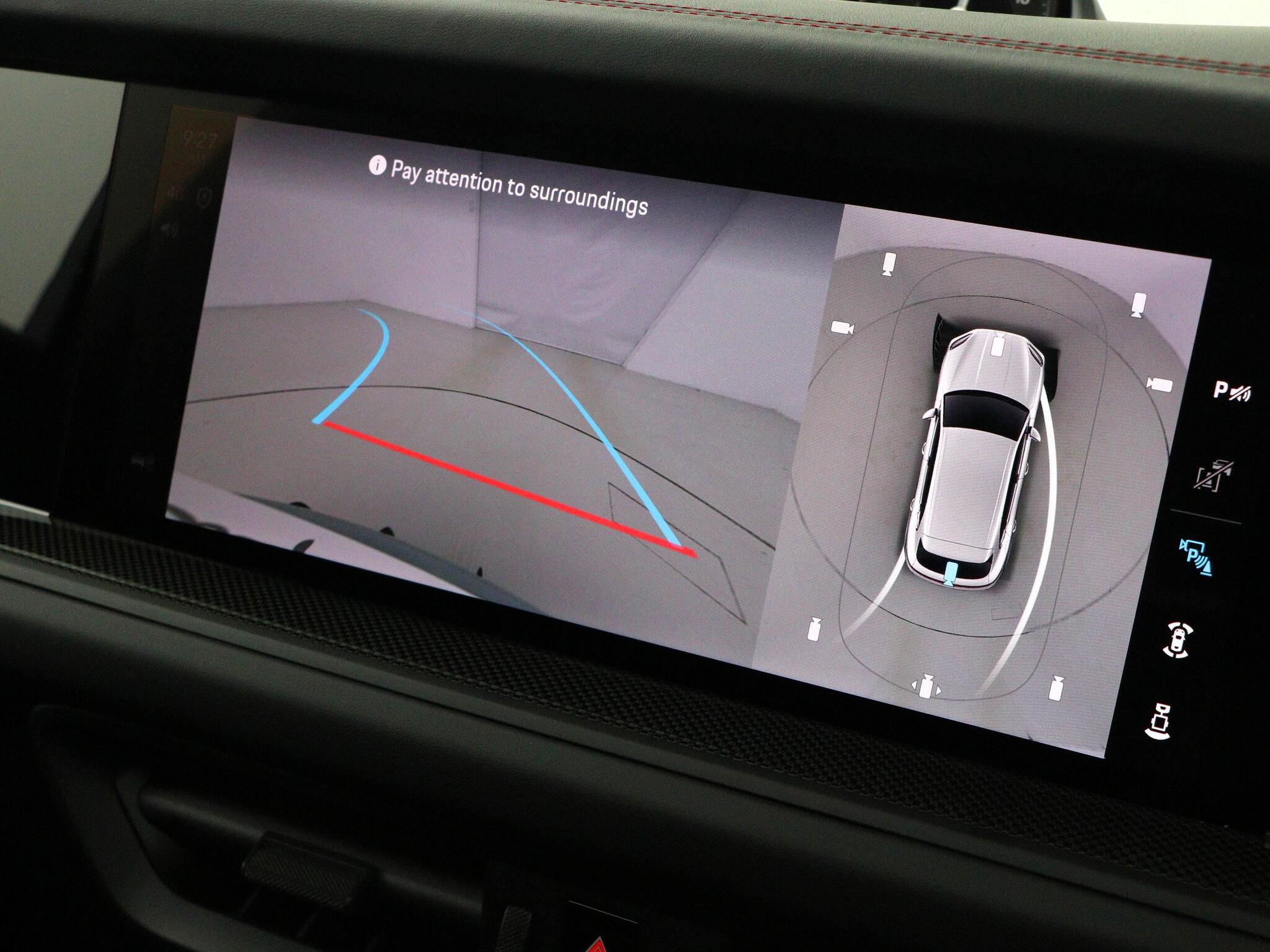 Porsche Cayenne view 33
