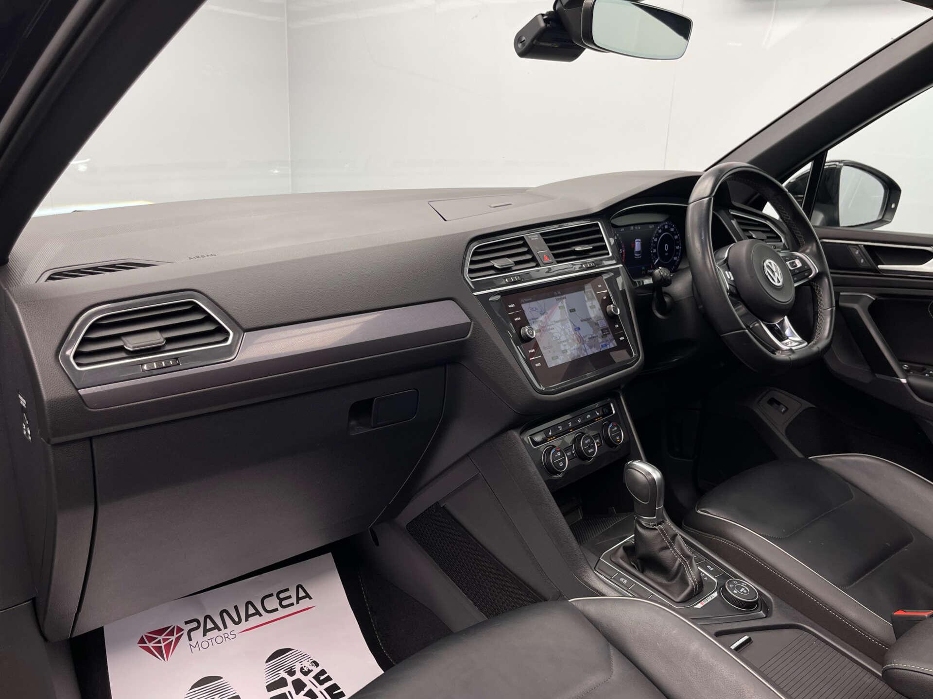 Volkswagen Tiguan view 42