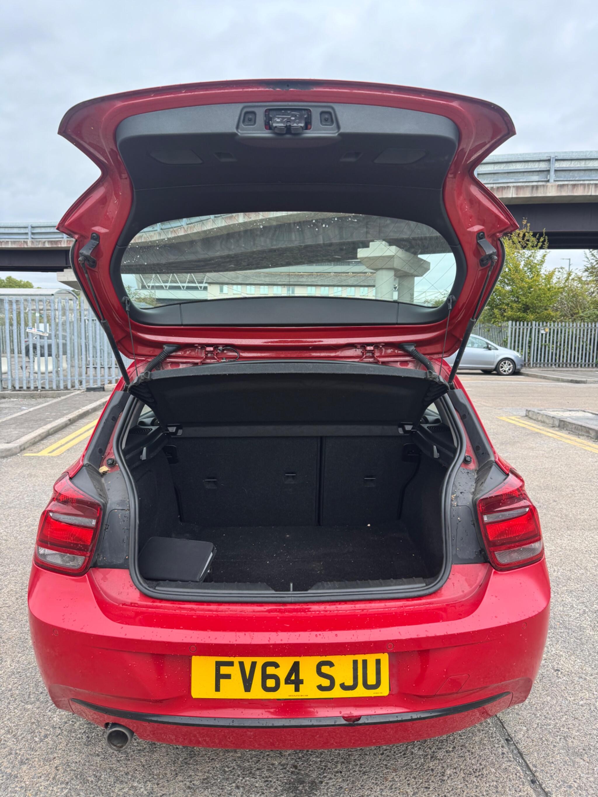 BMW 1 Series view 41