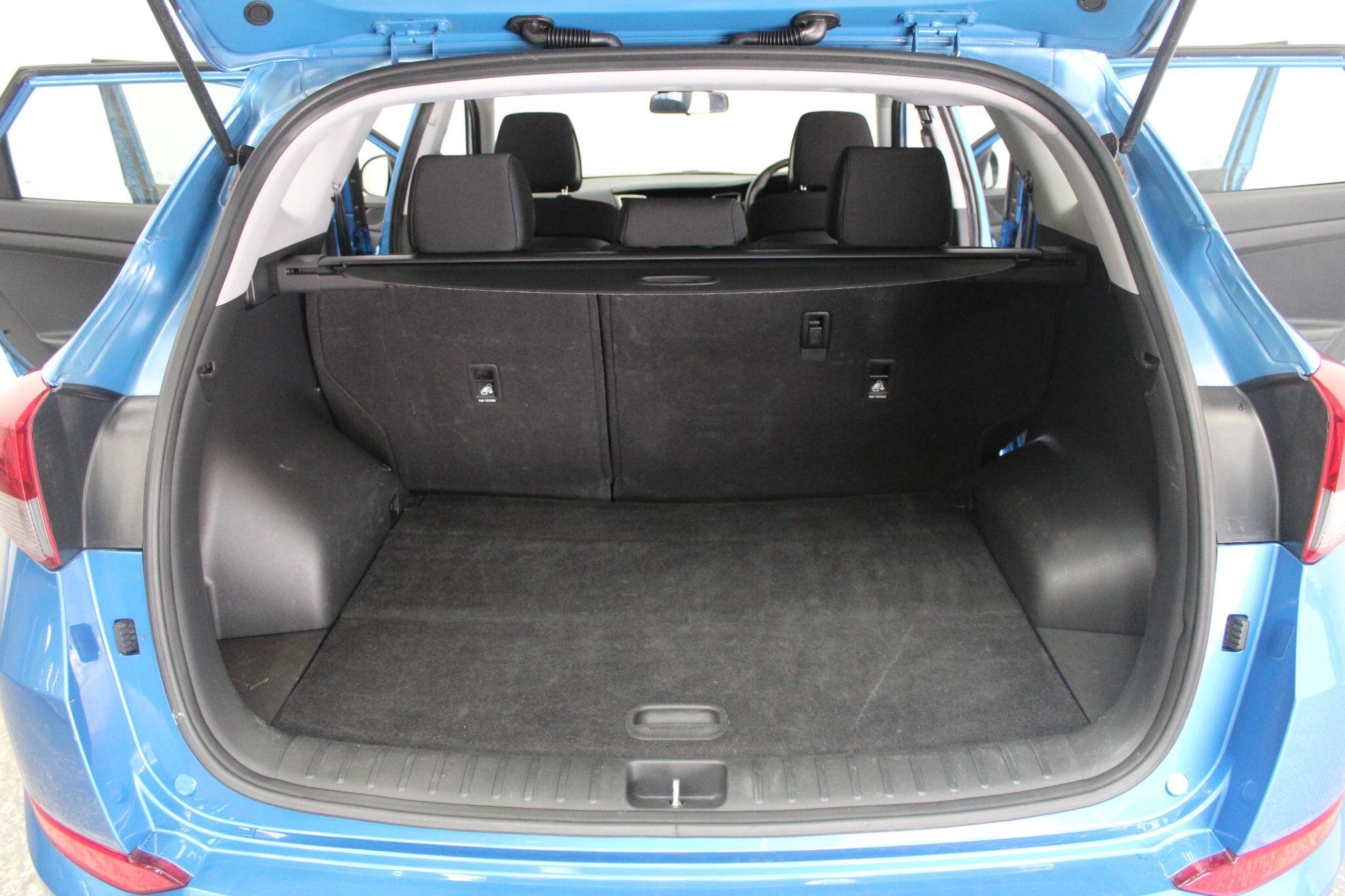 Hyundai Tucson view 23