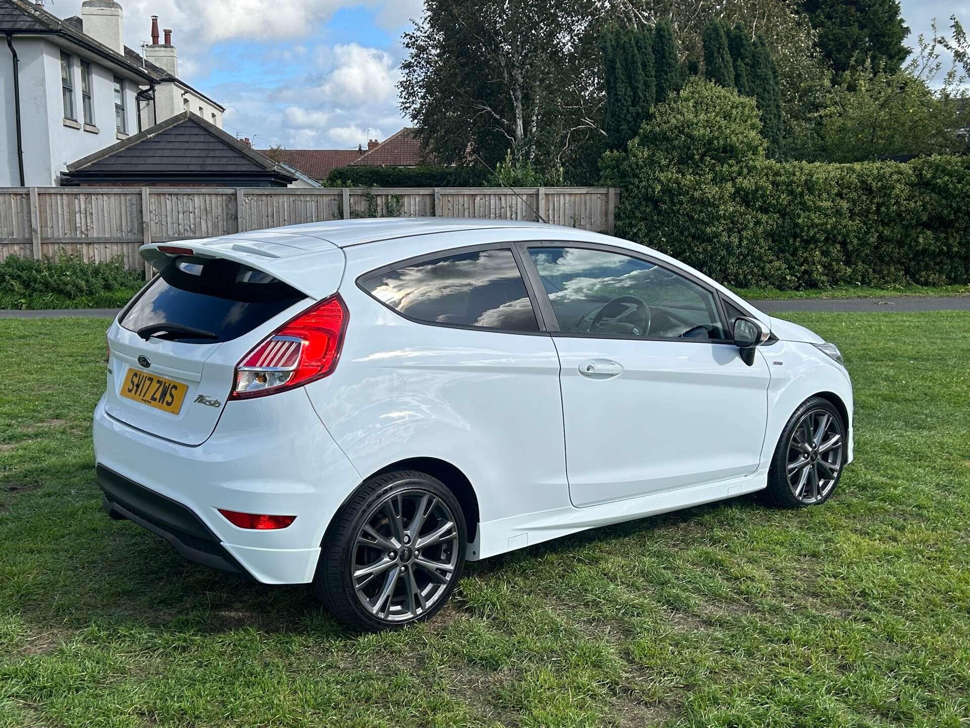 Ford Fiesta view 4