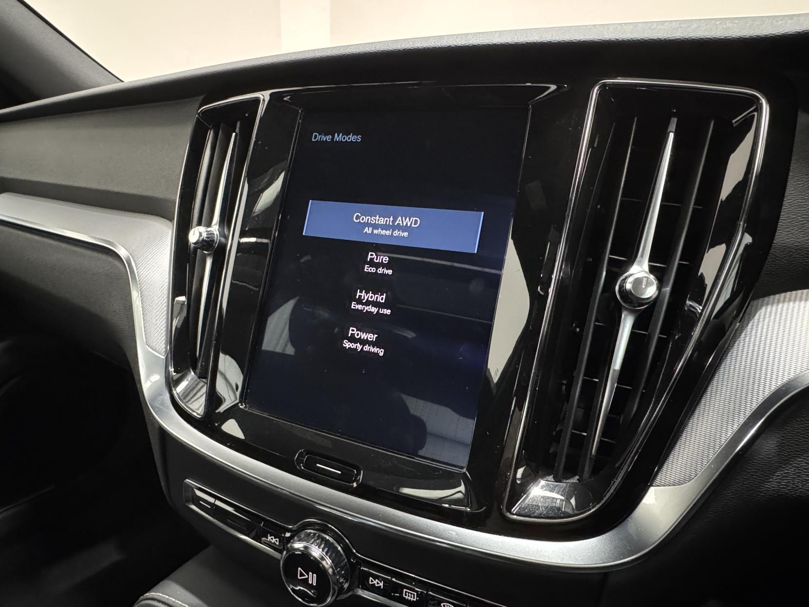 Volvo S60 view 36