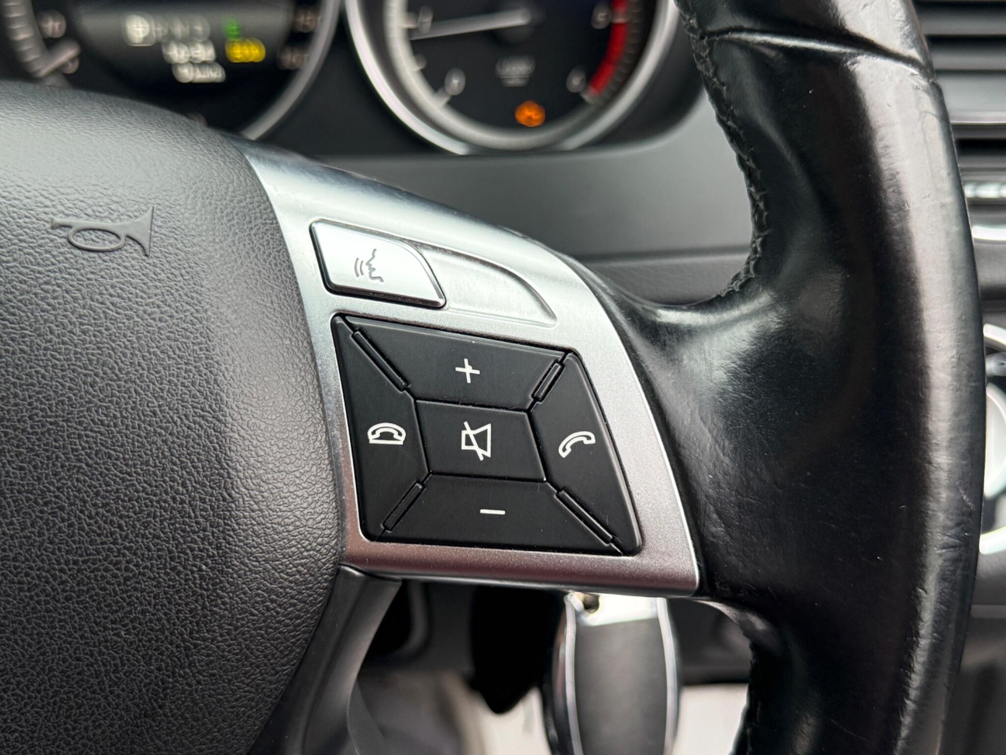 Mercedes-Benz C Class - Image 60