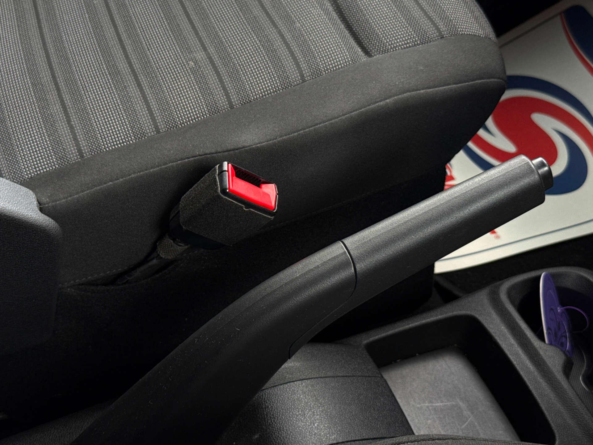Vauxhall Combo Life view 58