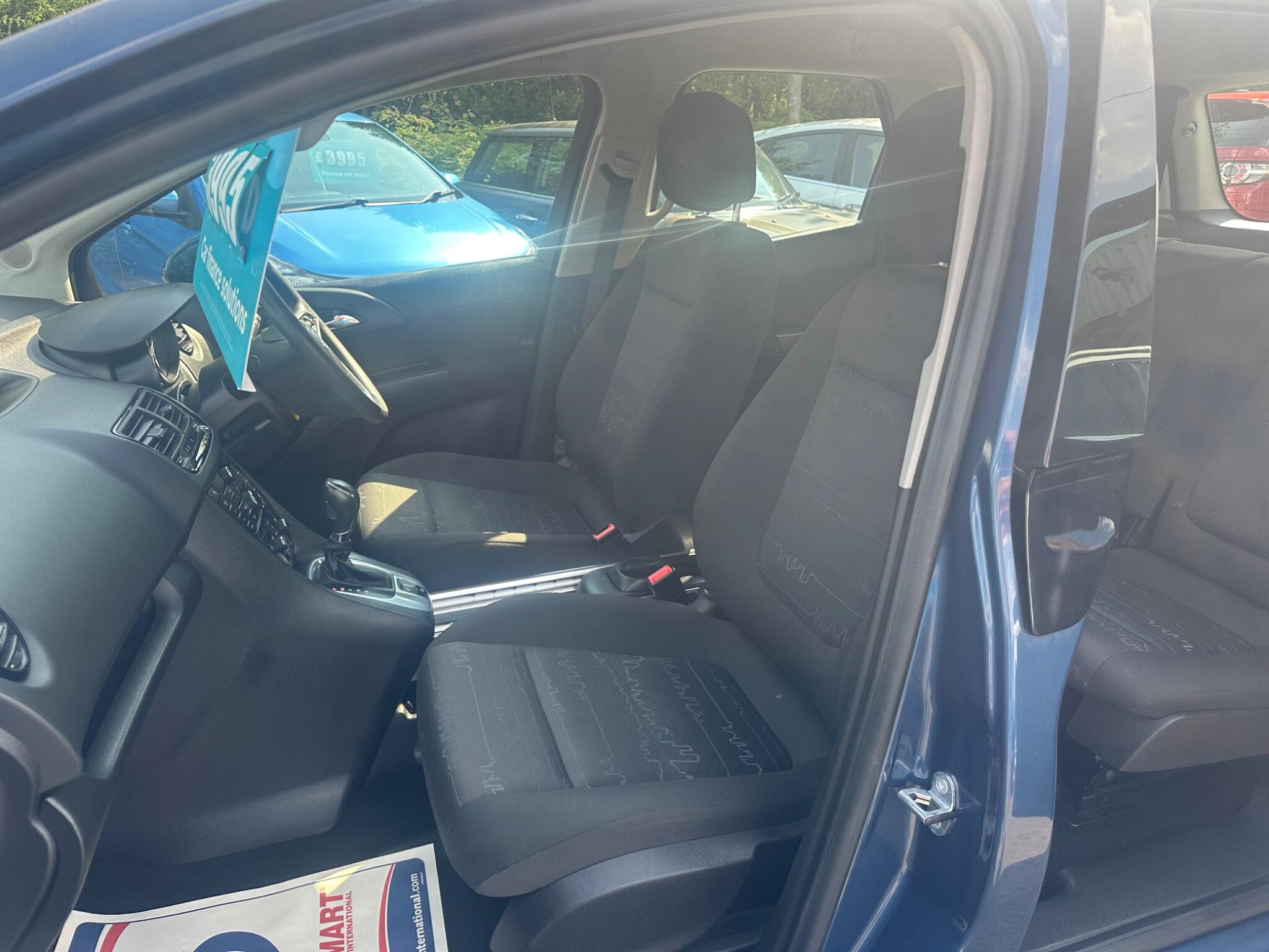 Vauxhall Meriva view 21