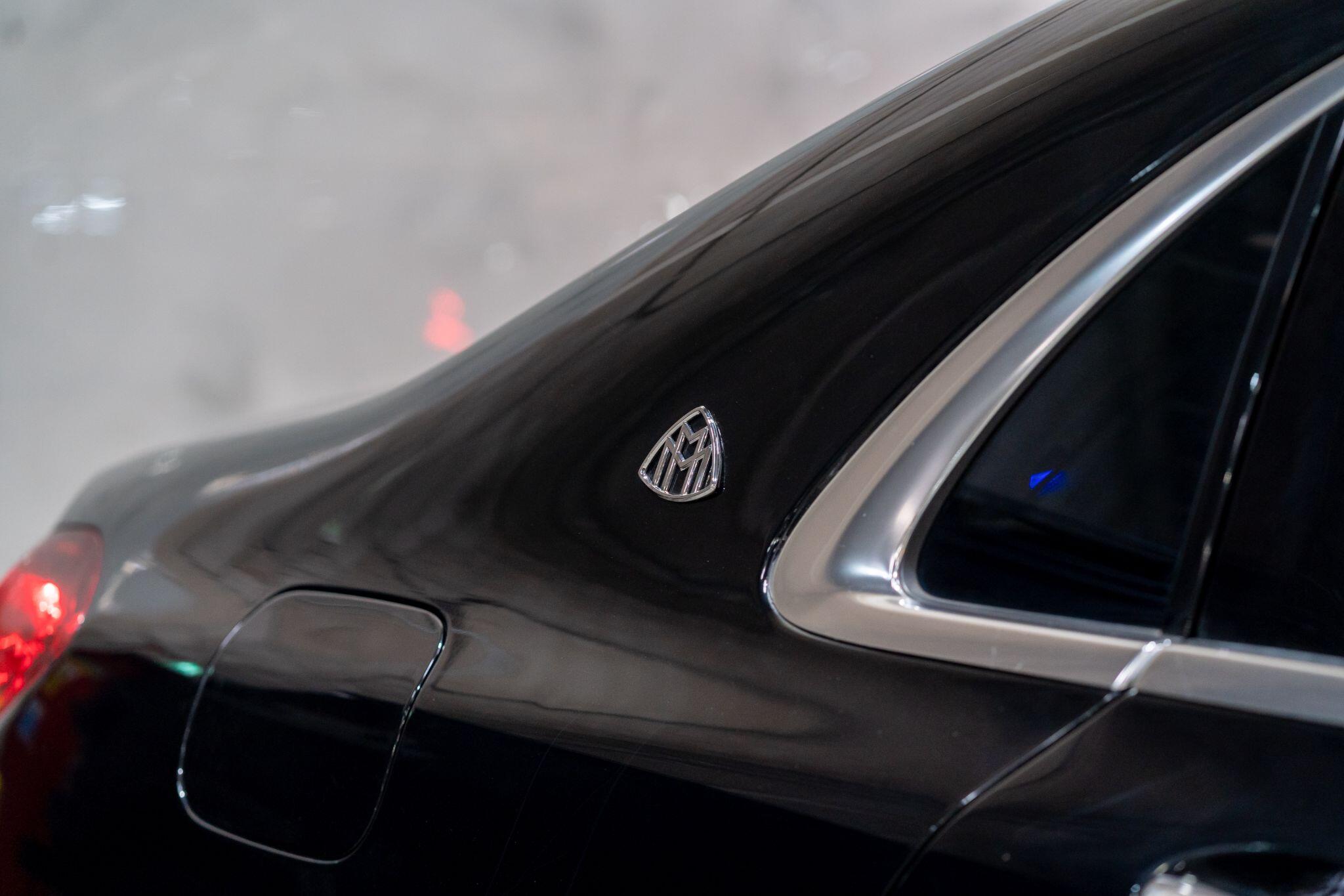 Mercedes-Benz S-Class view 52