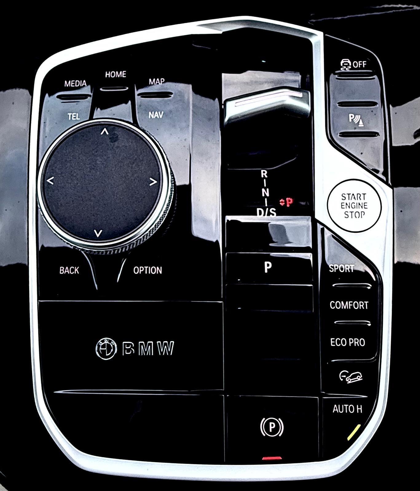 BMW X5 view 21