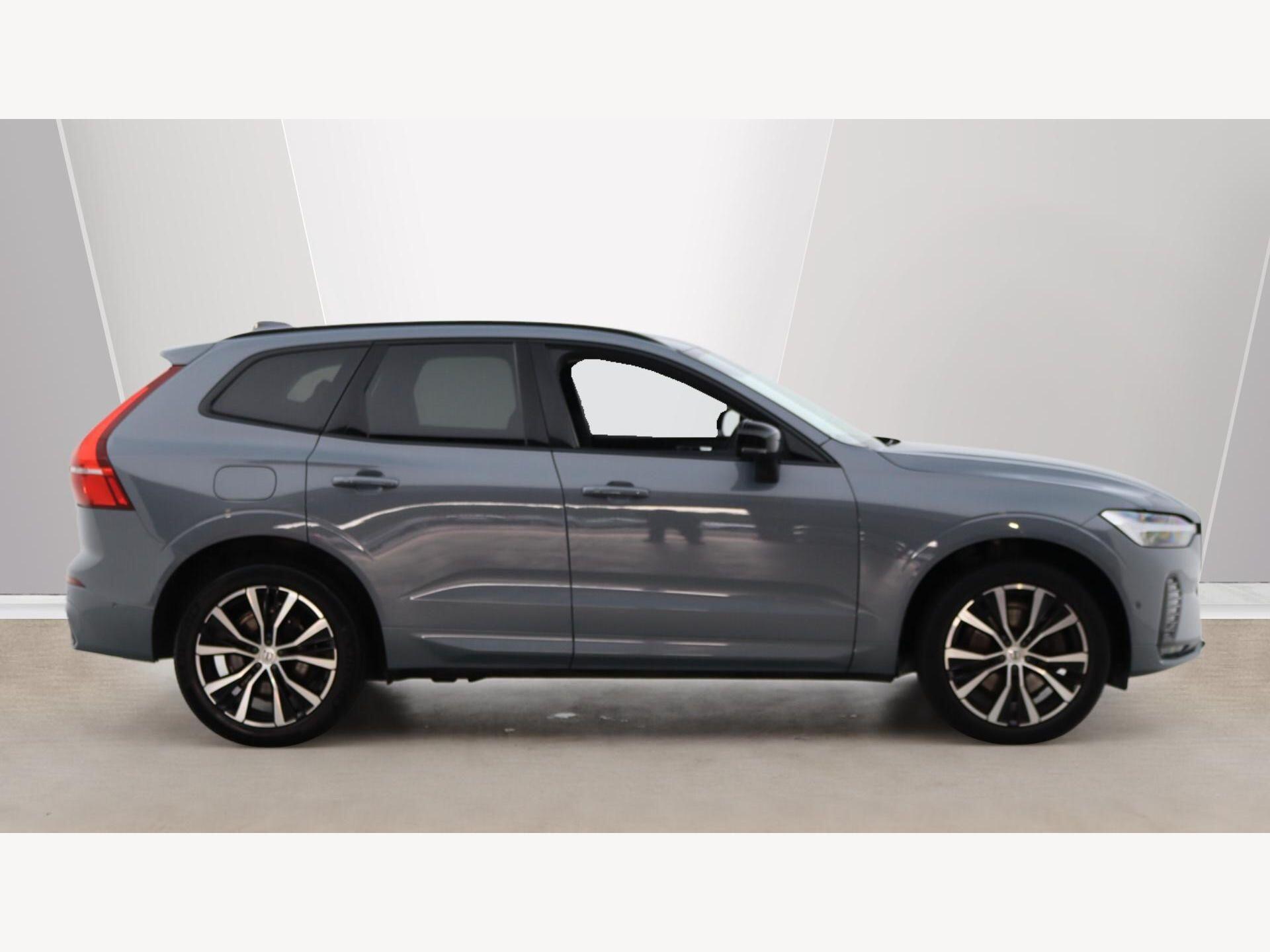 Volvo XC60 view 3