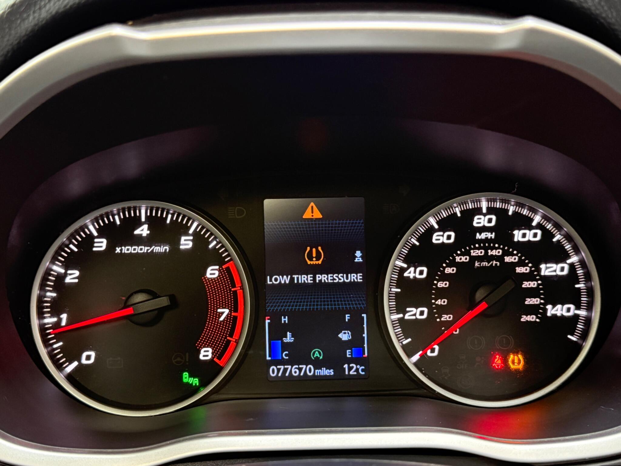 Mitsubishi Eclipse Cross - Image 60