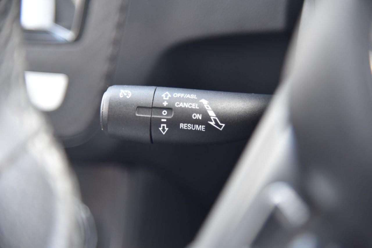 MG MG ZS view 33