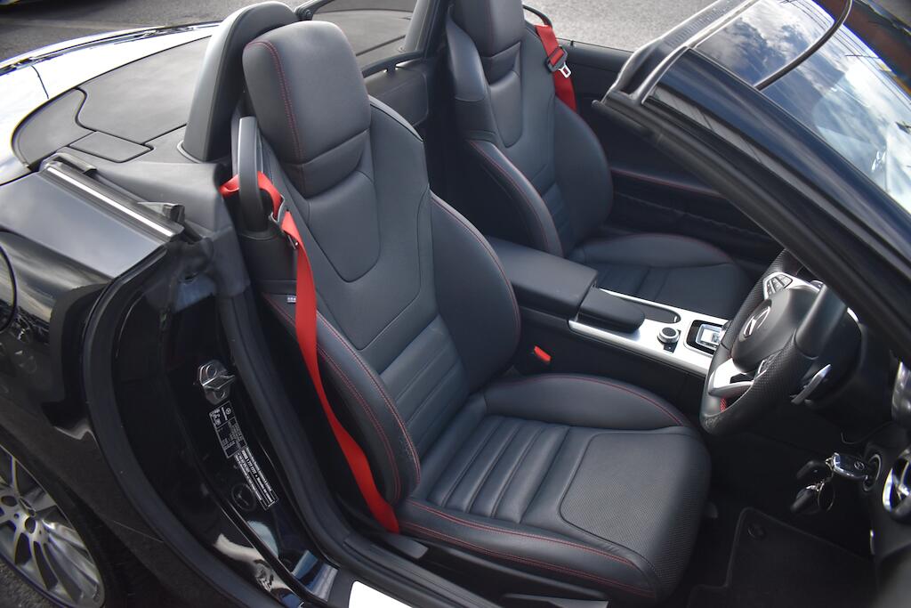 Mercedes-Benz SLC view 27