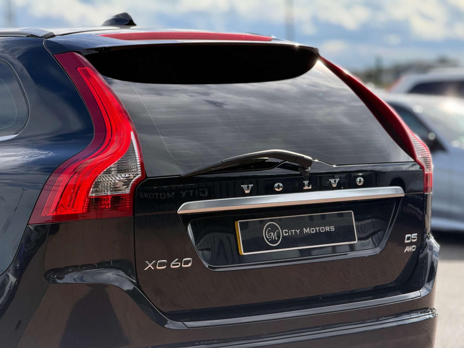 Volvo XC60 view 28