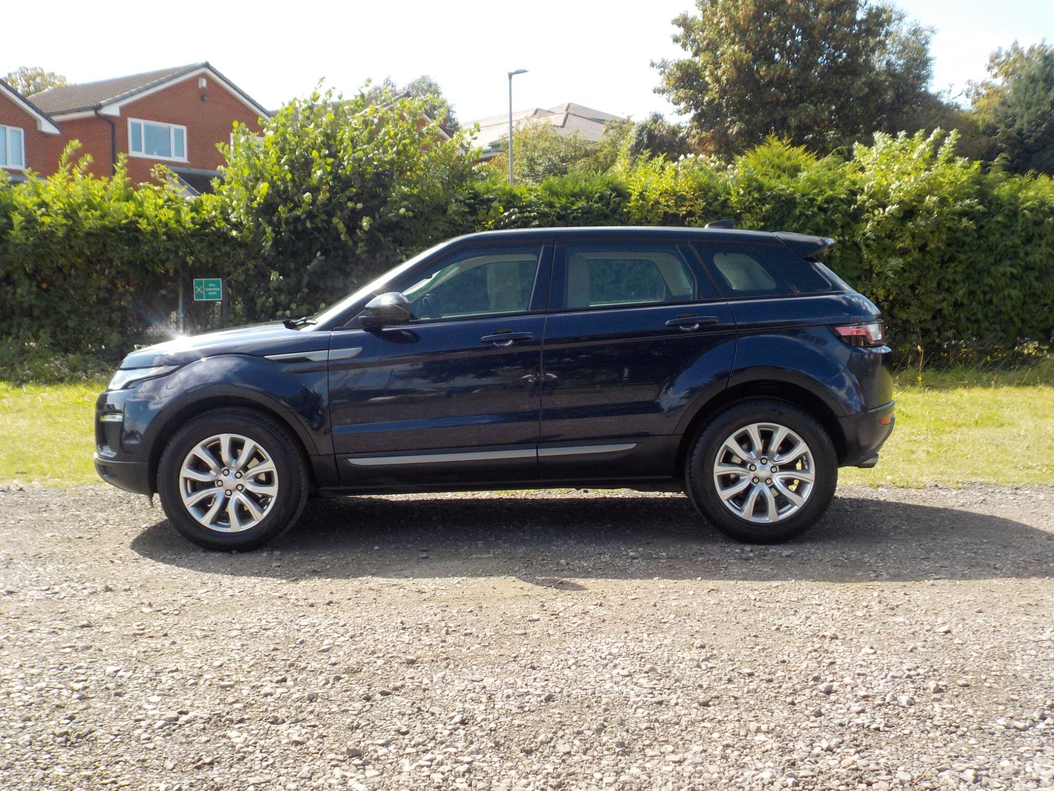 Land Rover Range Rover Evoque 2.0 TD4 SE 4WD Euro 6 (s/s) 5dr