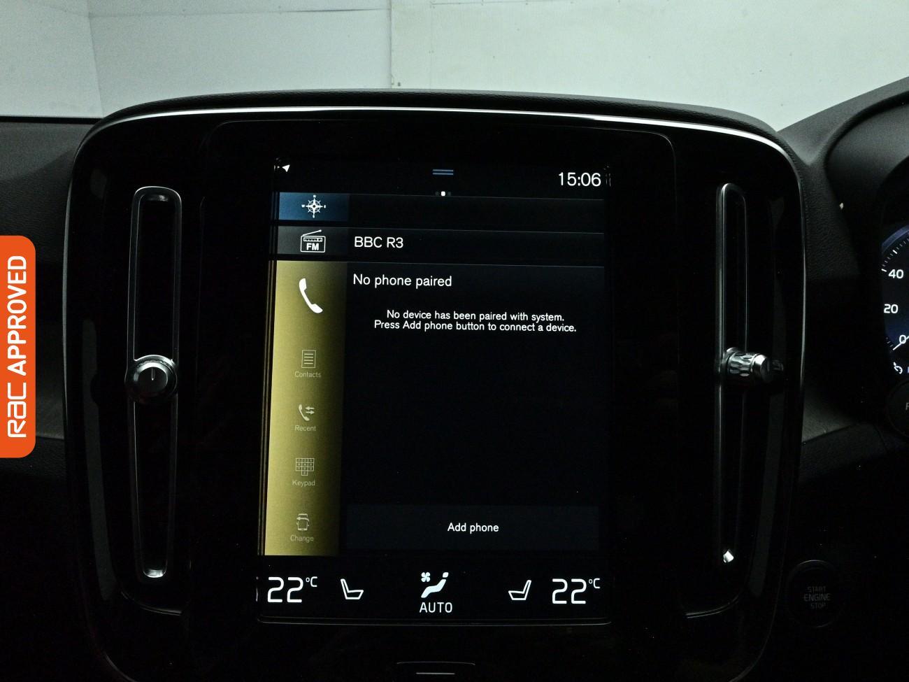 Volvo XC40 view 17