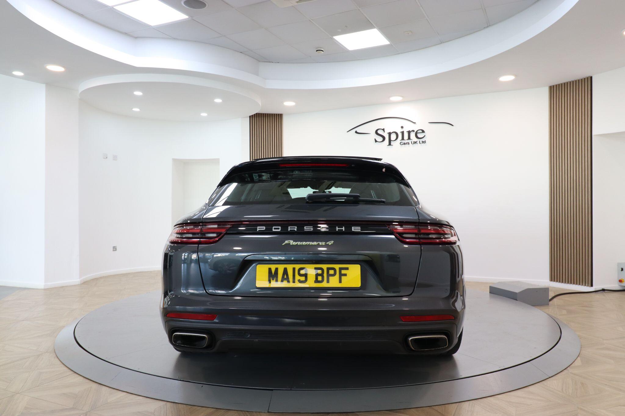 Porsche Panamera view 7