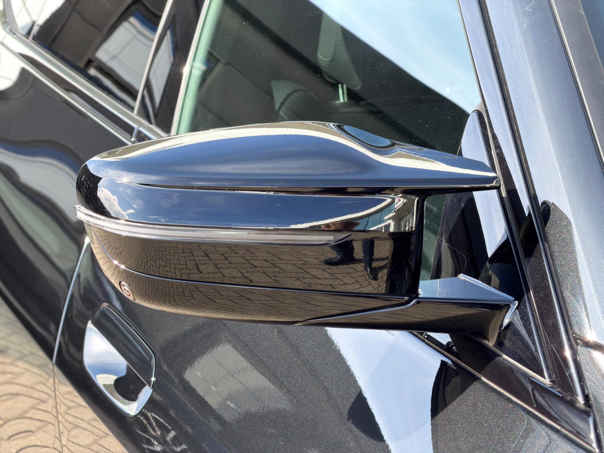 BMW I4 view 40