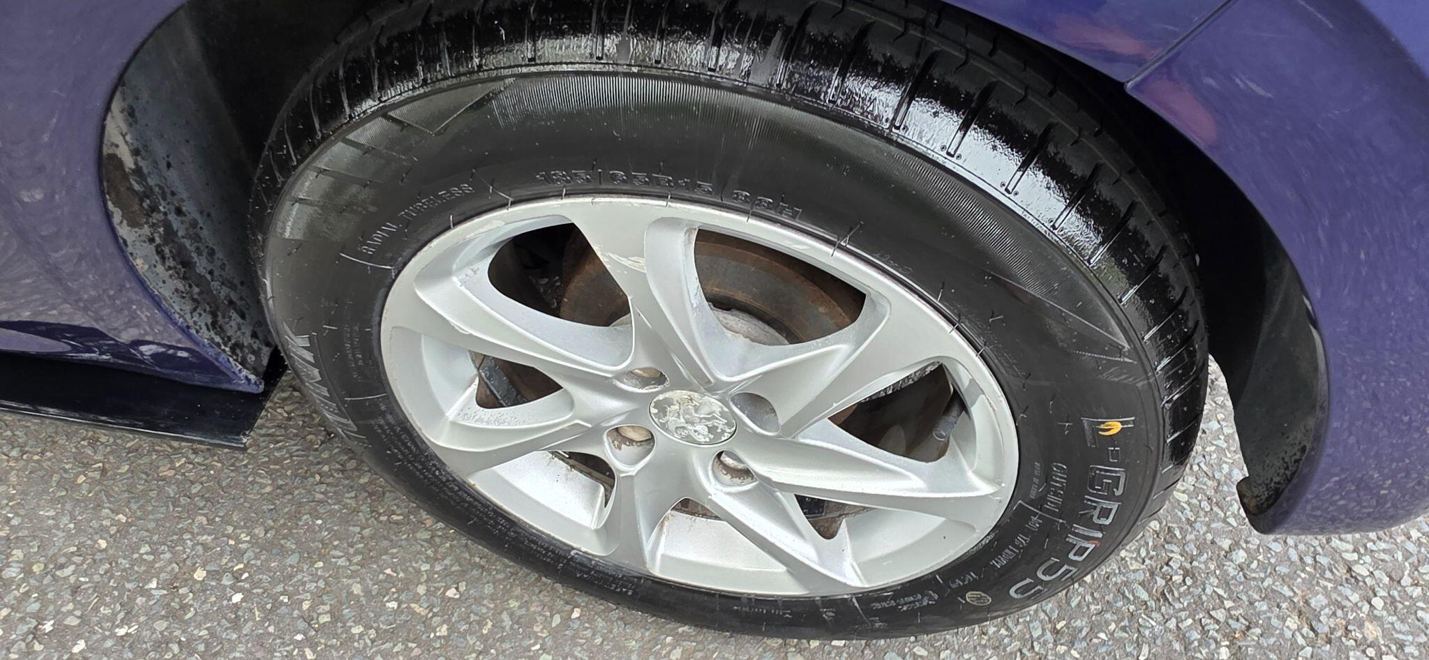 Peugeot 208 view 46