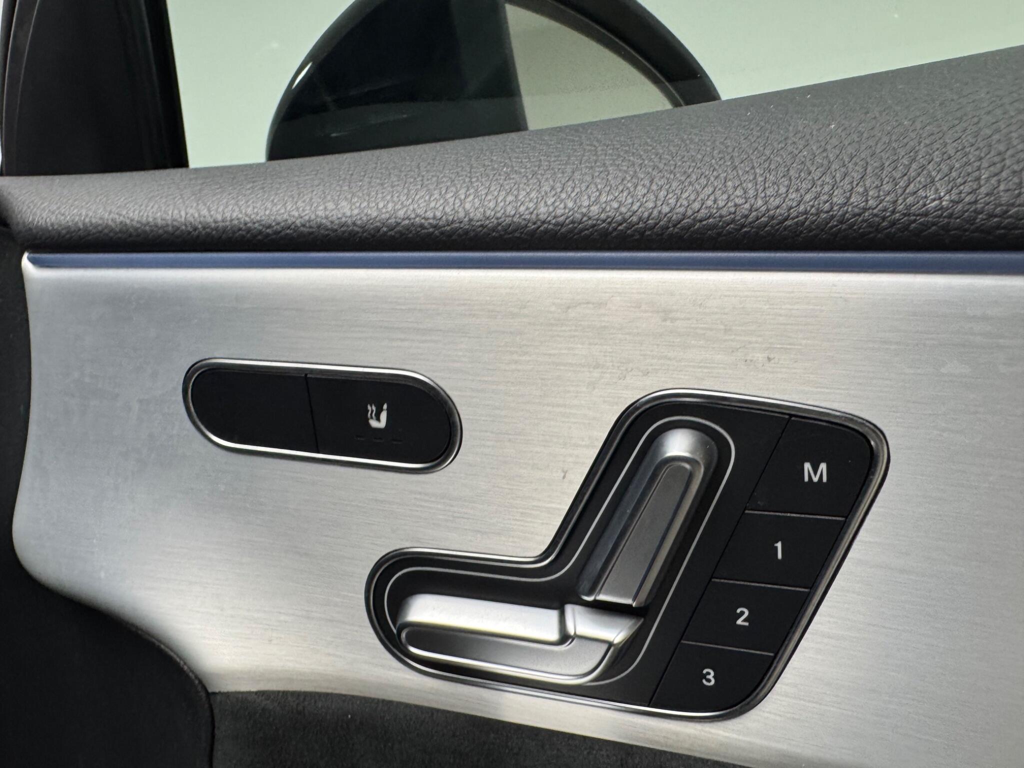 Mercedes-Benz A-Class view 14