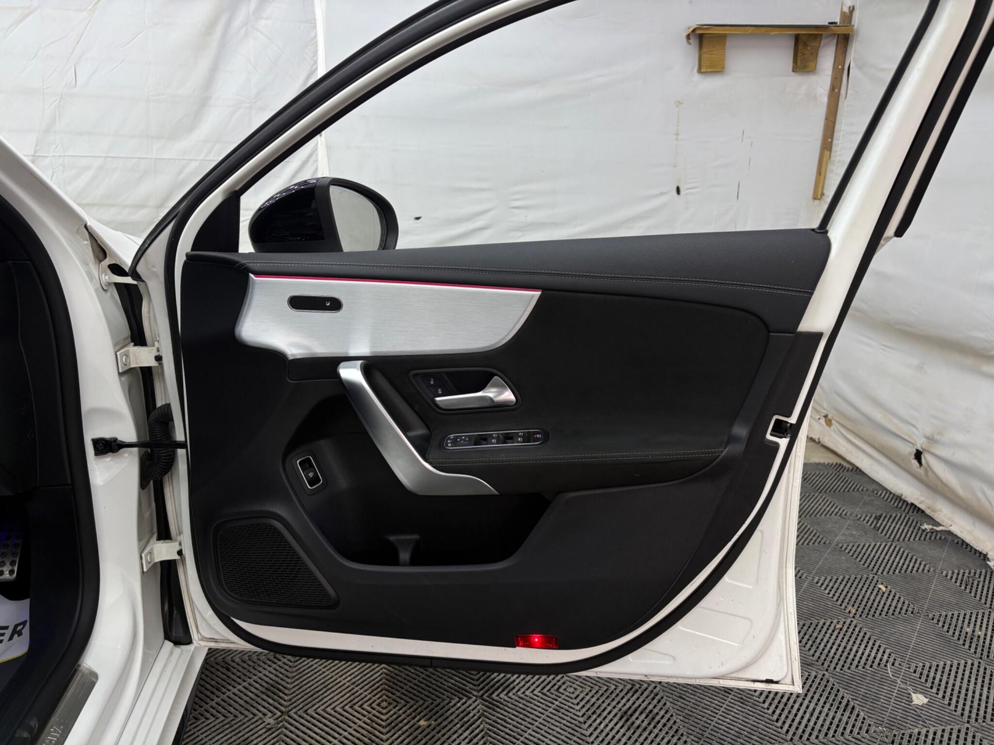 Mercedes-Benz A-Class view 30