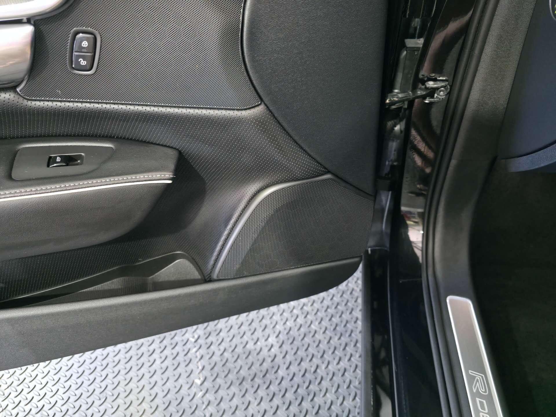 Volvo S90 view 72