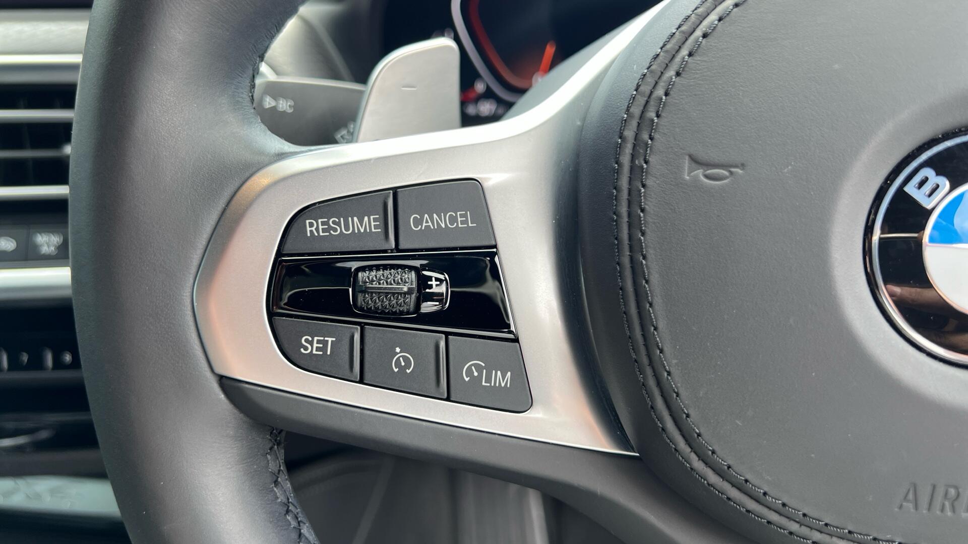 BMW X4 view 17
