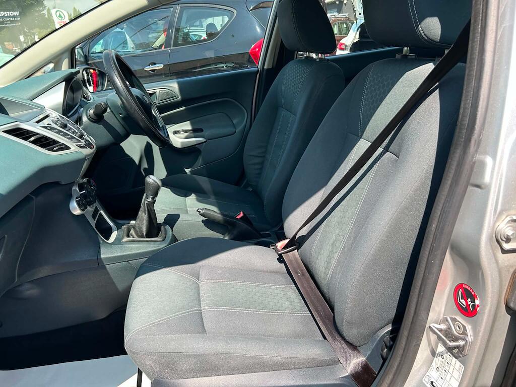 Ford Fiesta view 17