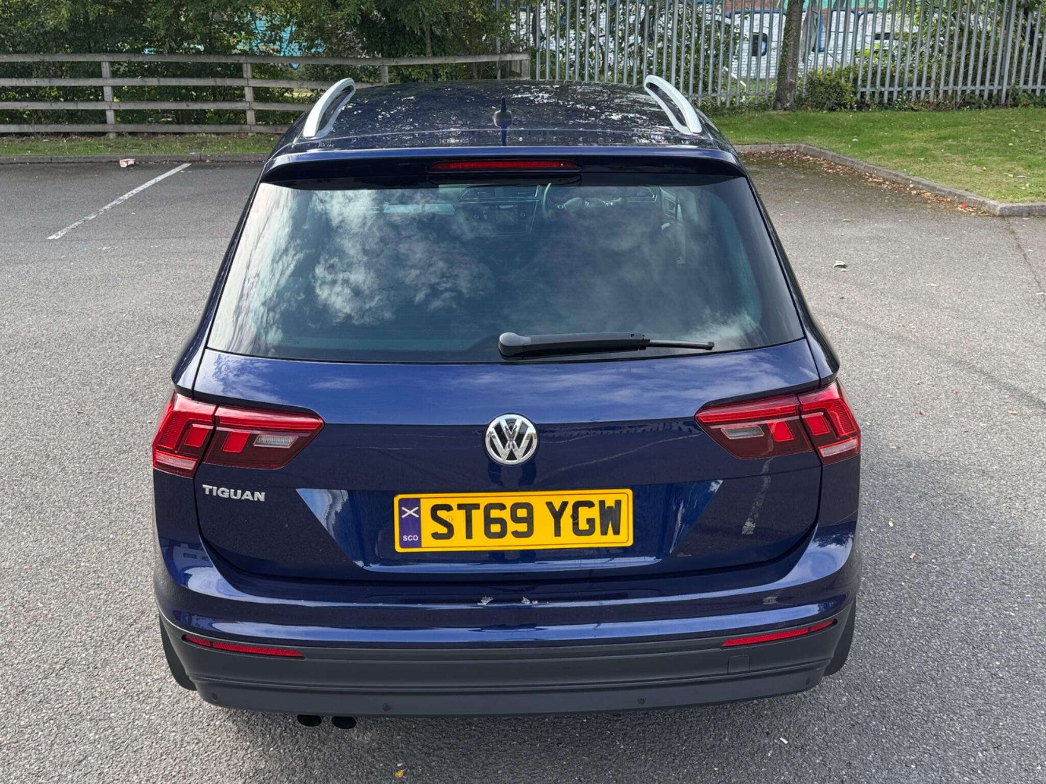 Volkswagen Tiguan view 7