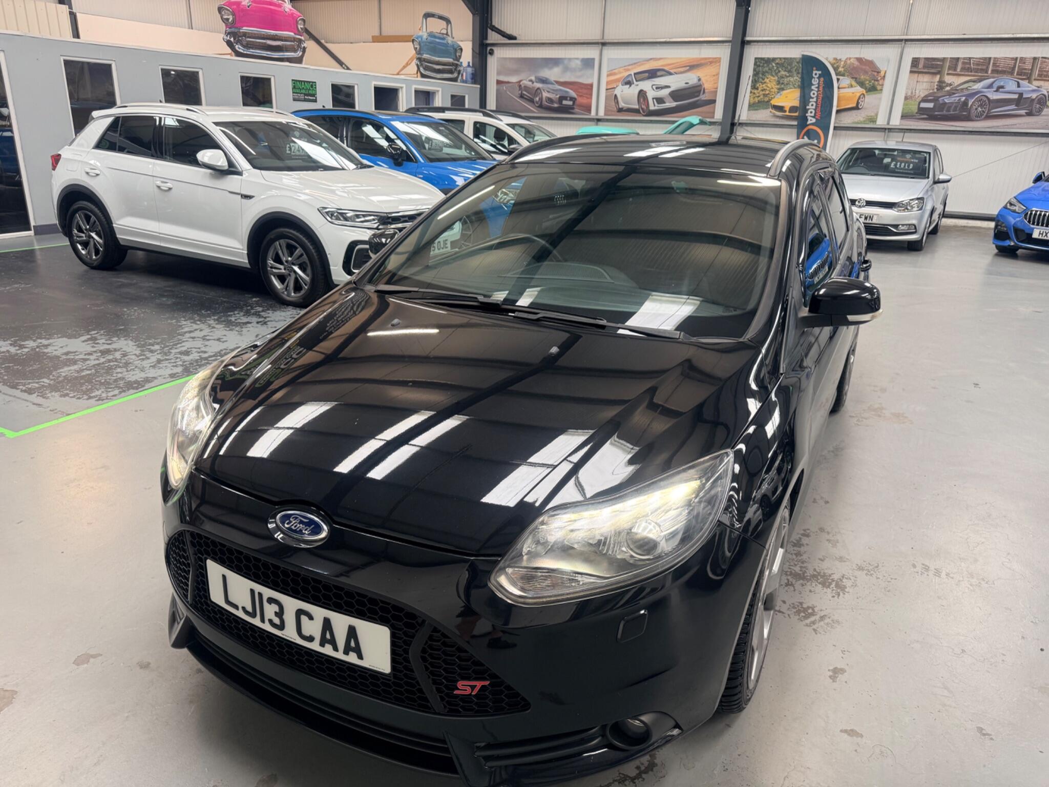 Ford Focus view 12