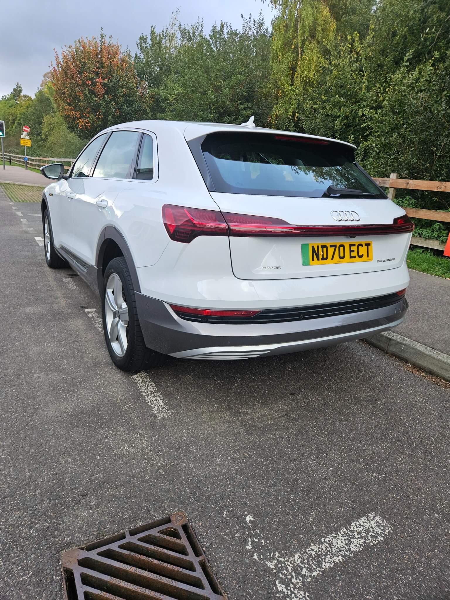 Audi e-tron