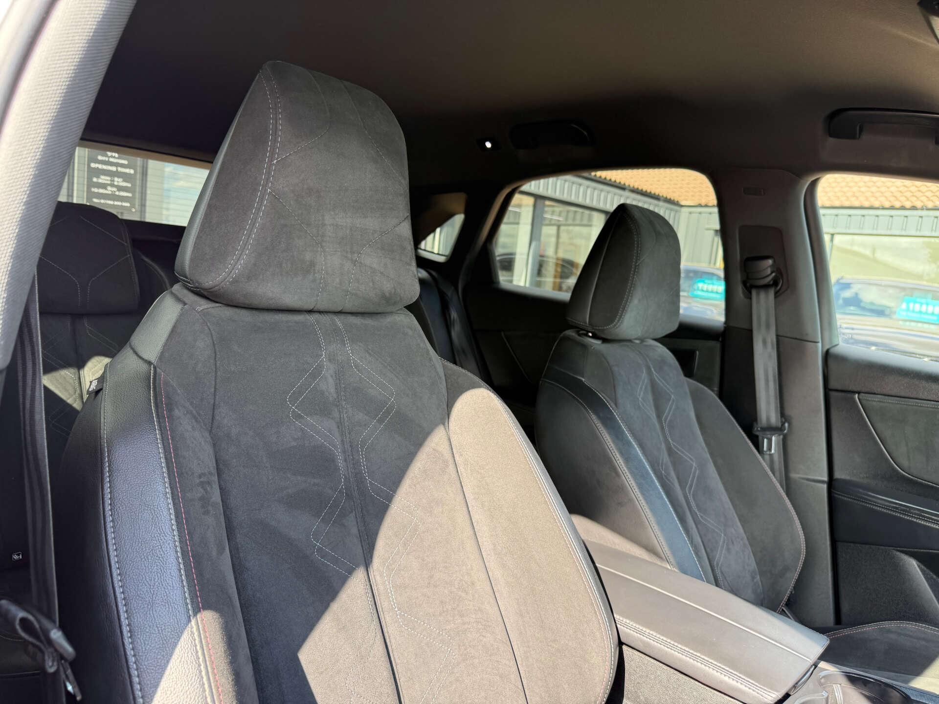 DS Automobiles DS 7 Crossback view 31