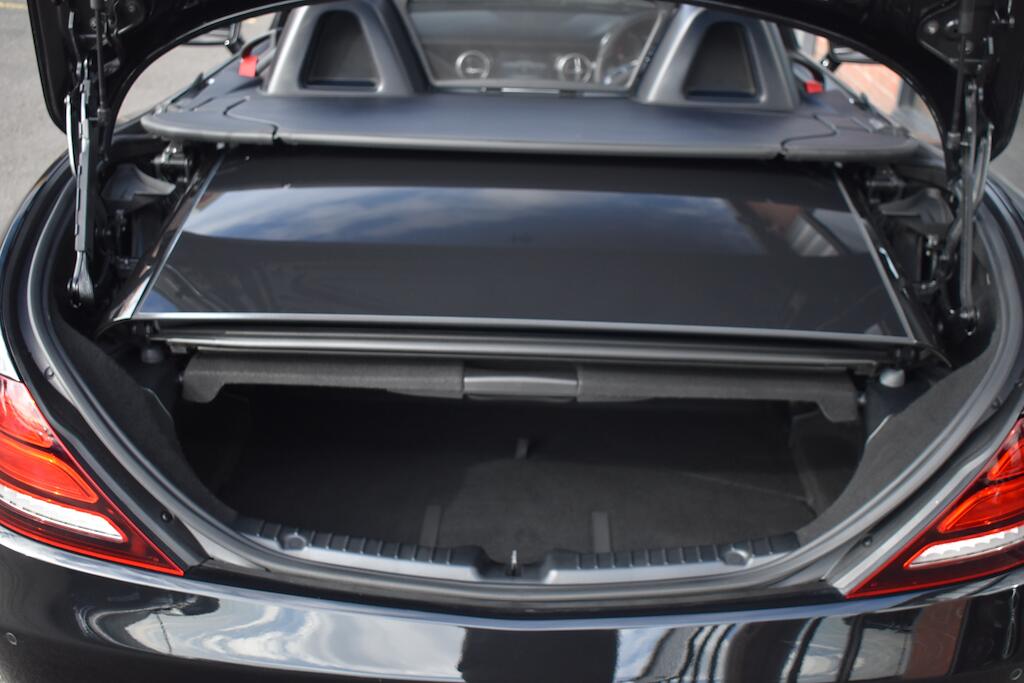 Mercedes-Benz SLC view 35