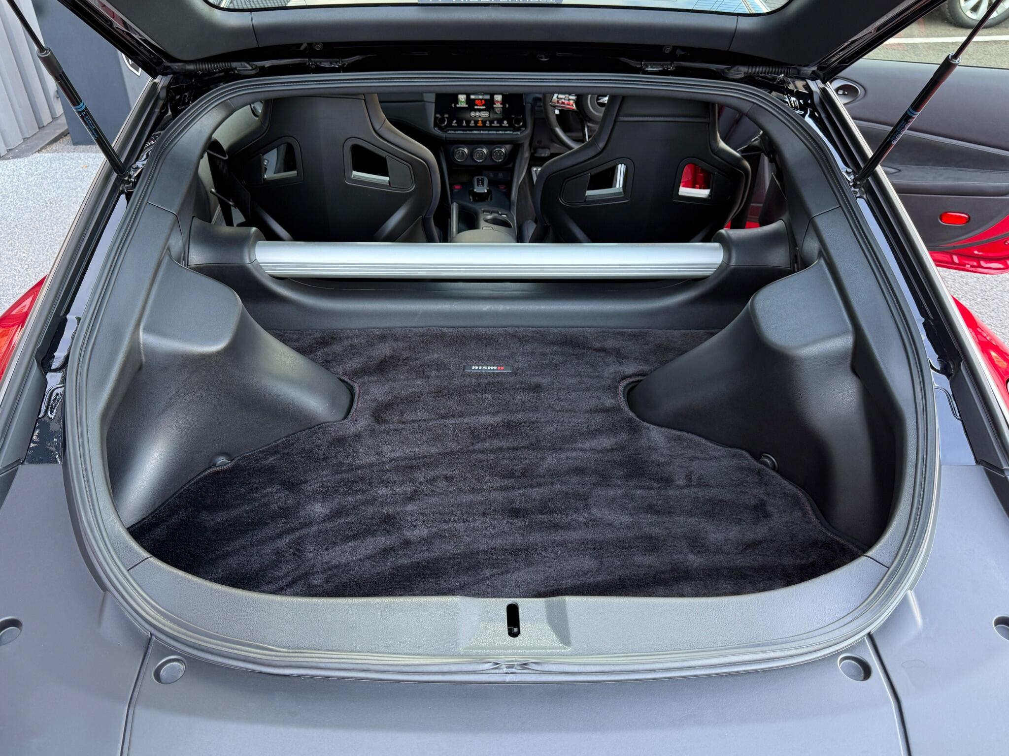 Nissan Fairlady view 42