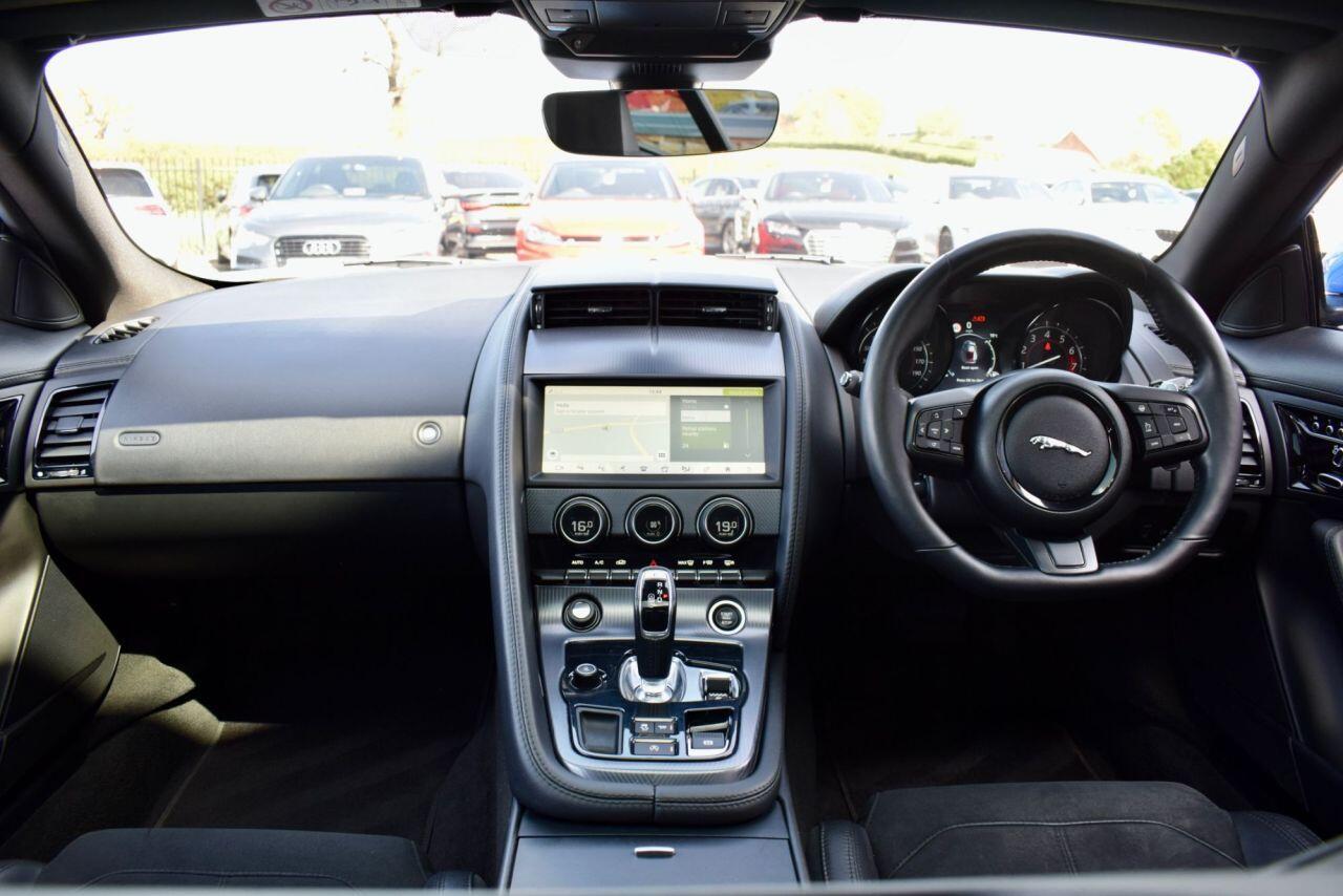 Jaguar F-Type view 31