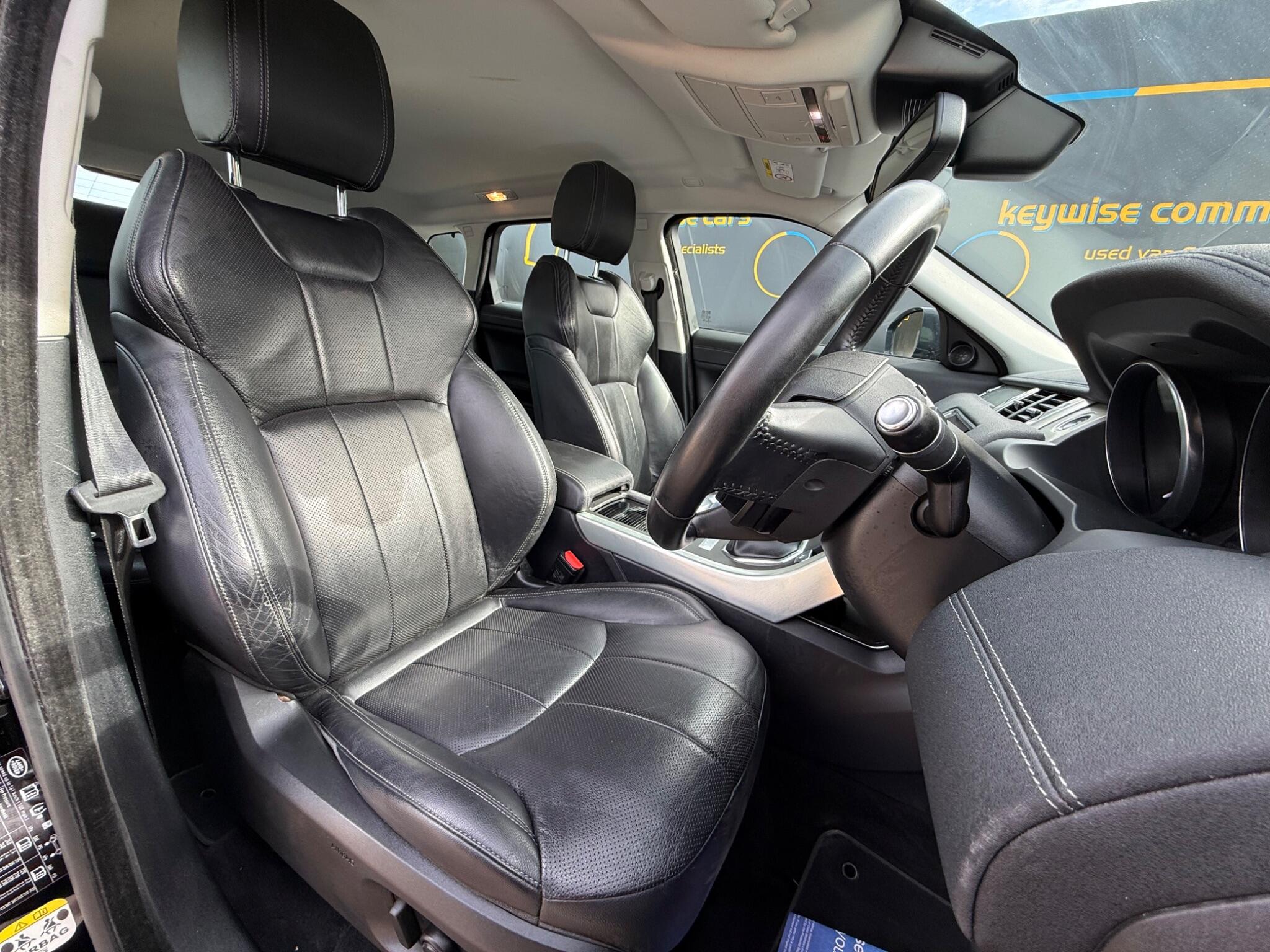 Land Rover Range Rover Evoque view 19