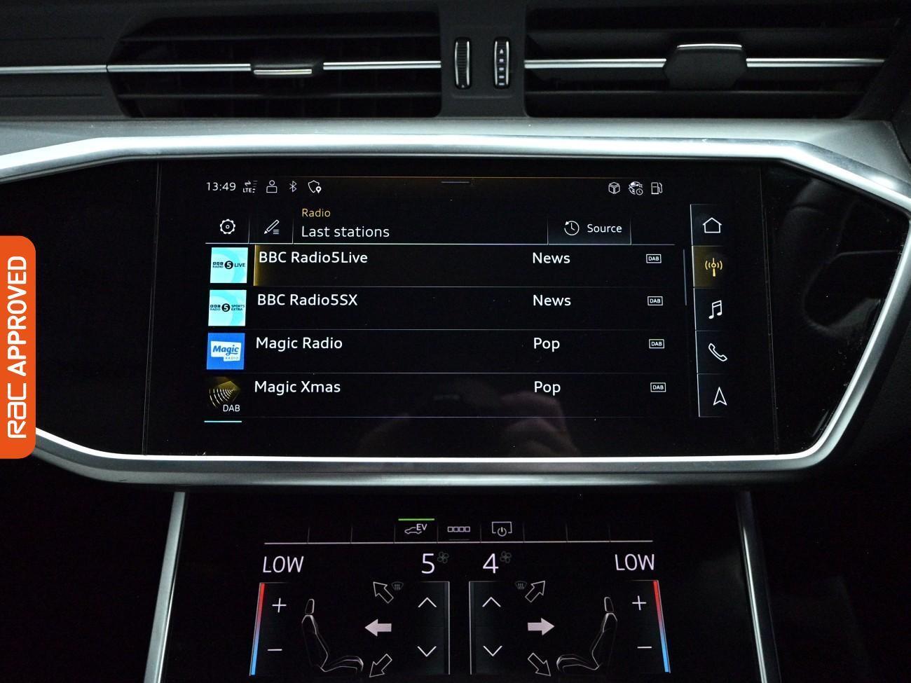 Audi A6 view 16
