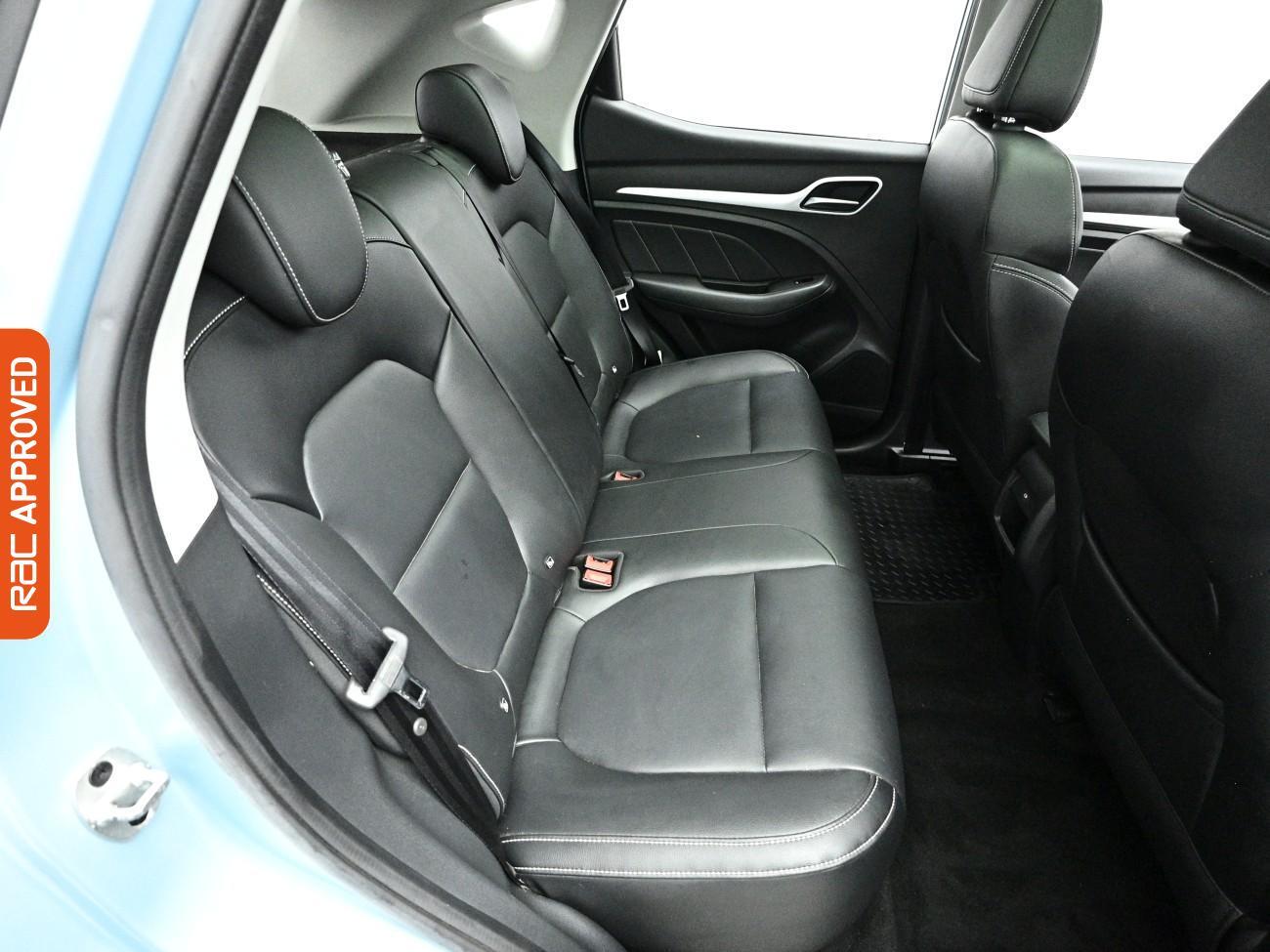 MG ZS view 14