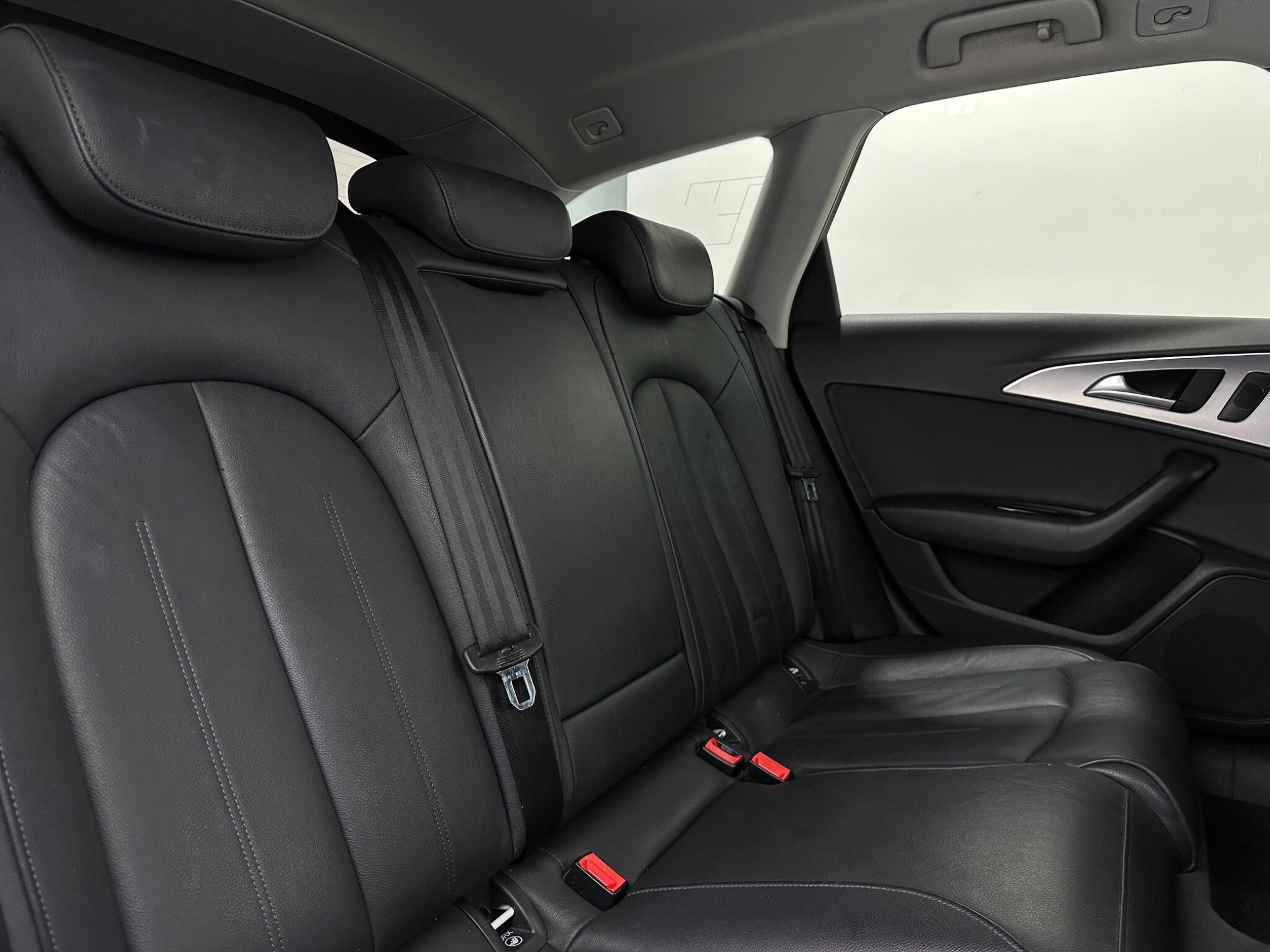 Audi A6 view 42