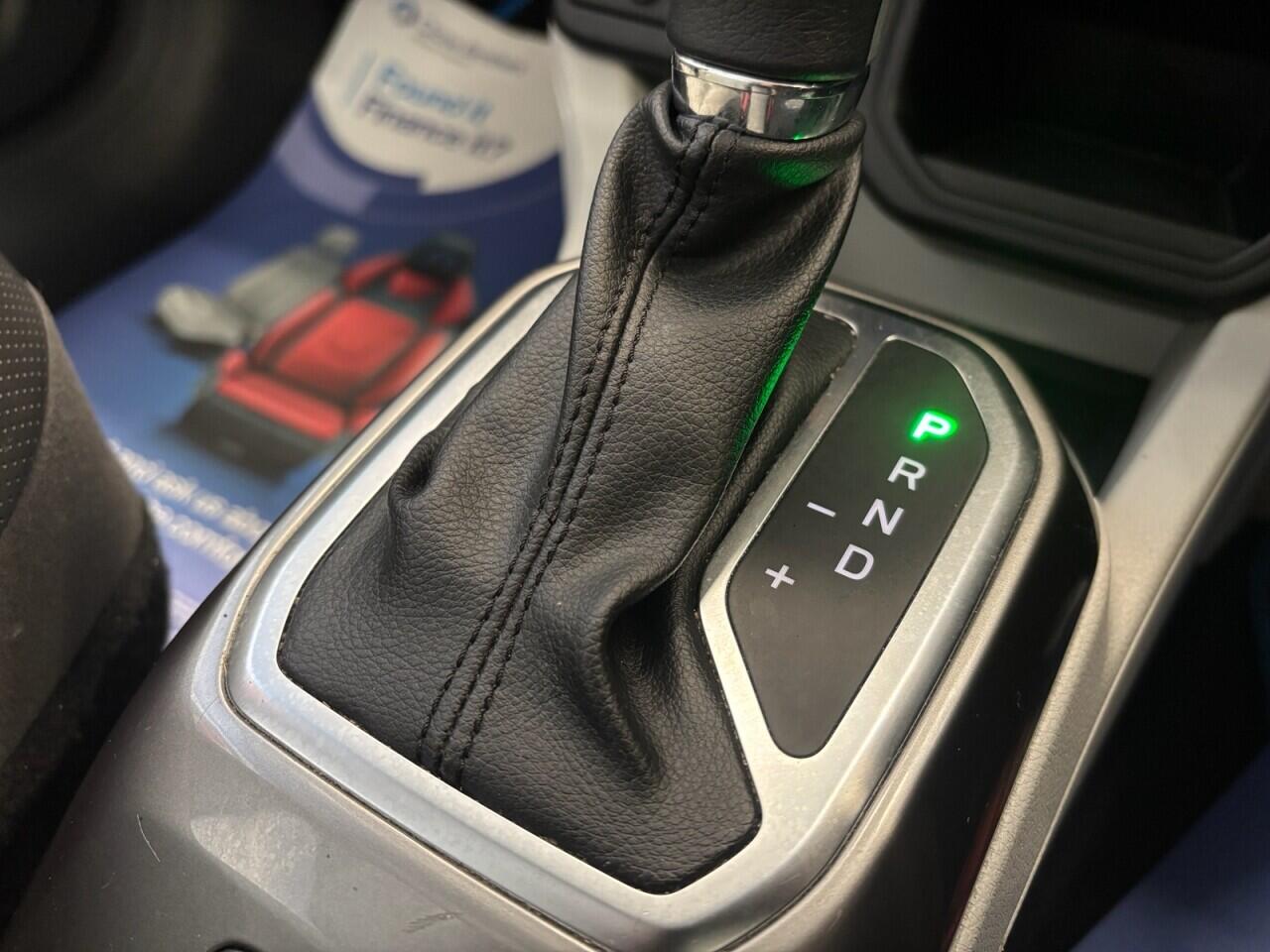 Jeep Renegade view 31