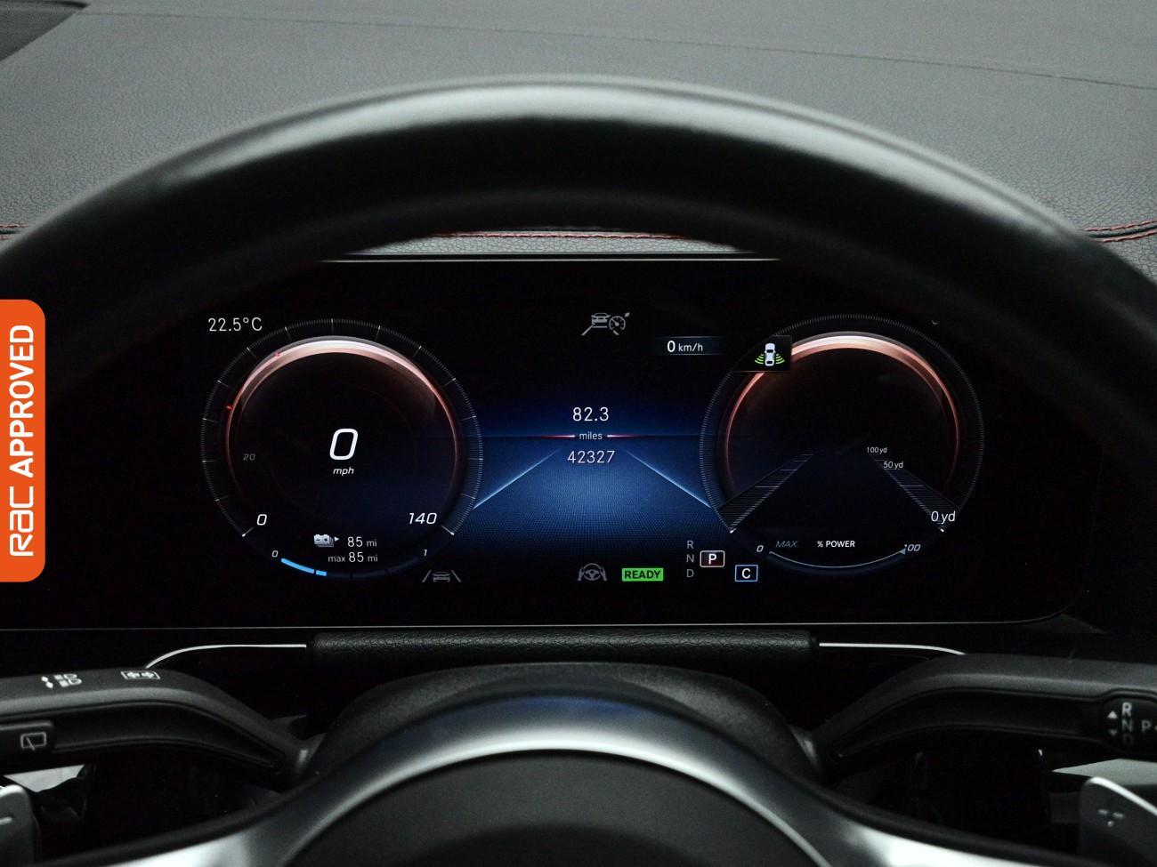 Mercedes-Benz Eqa view 11
