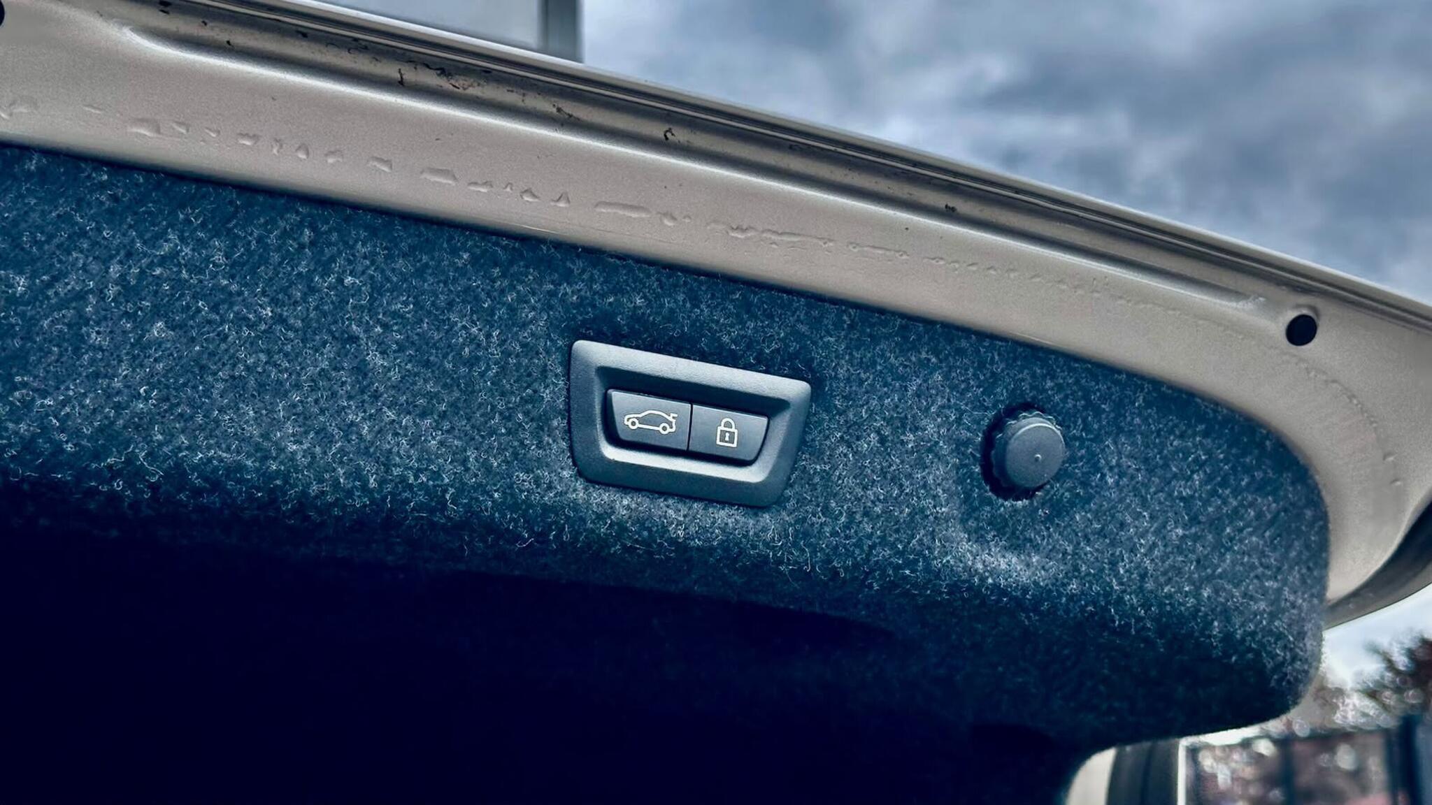 BMW M5 view 33