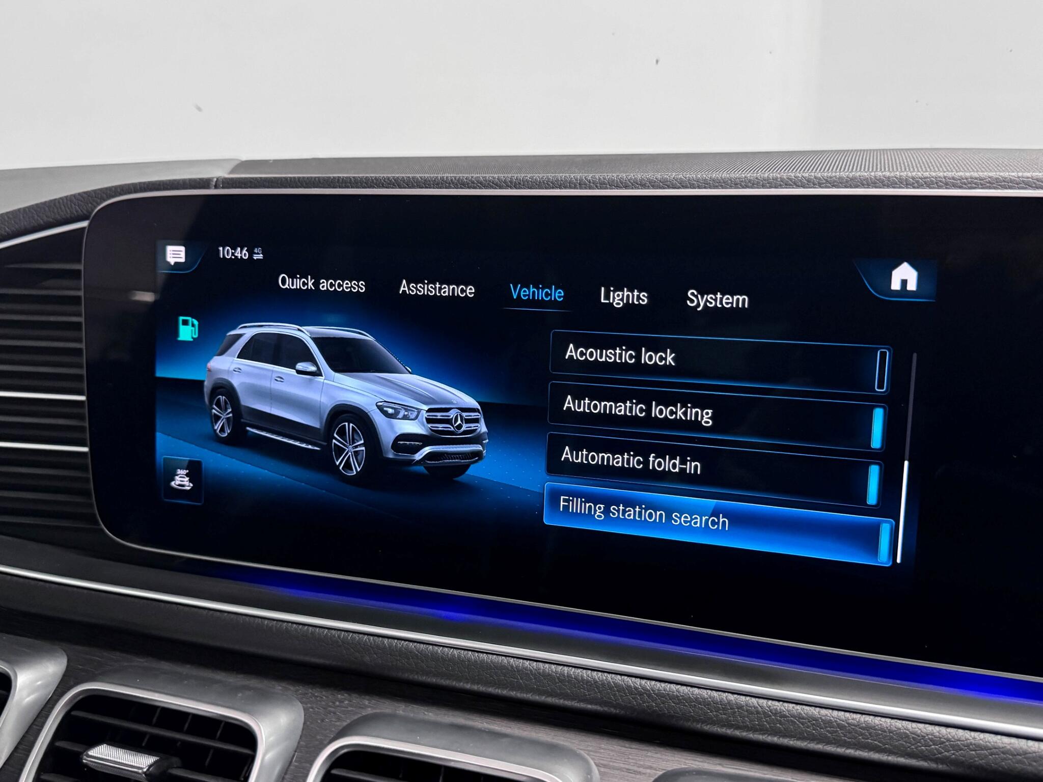Mercedes-Benz GLE view 64