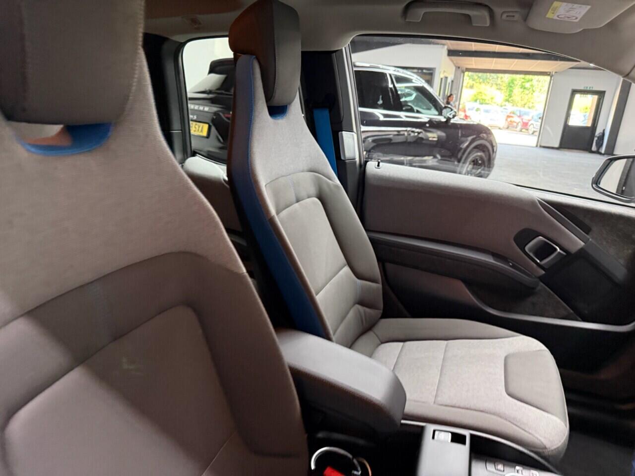 BMW I3 view 40
