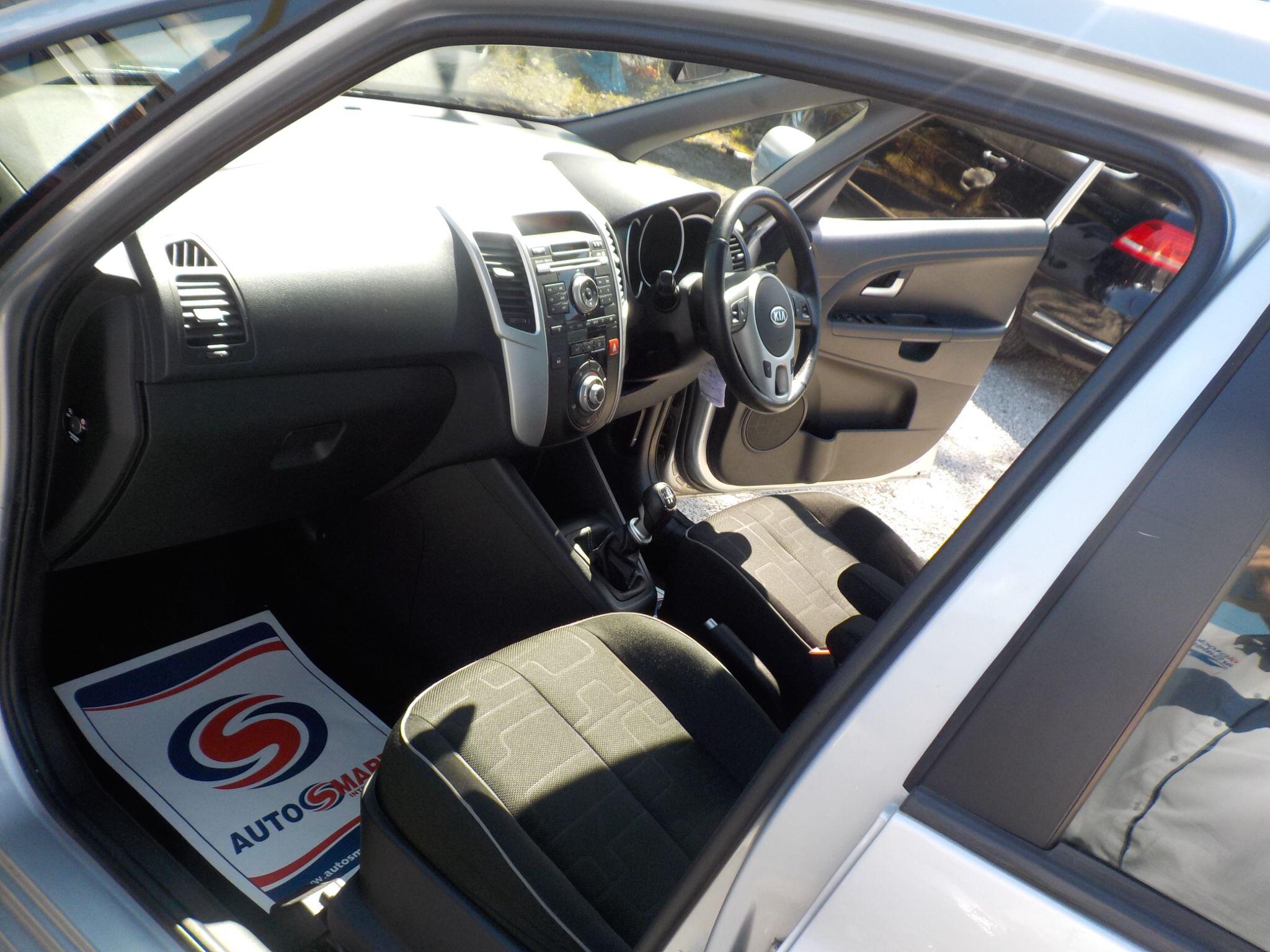 Kia Venga 1.4 EcoDynamics 2 Euro 5 (s/s) 5dr