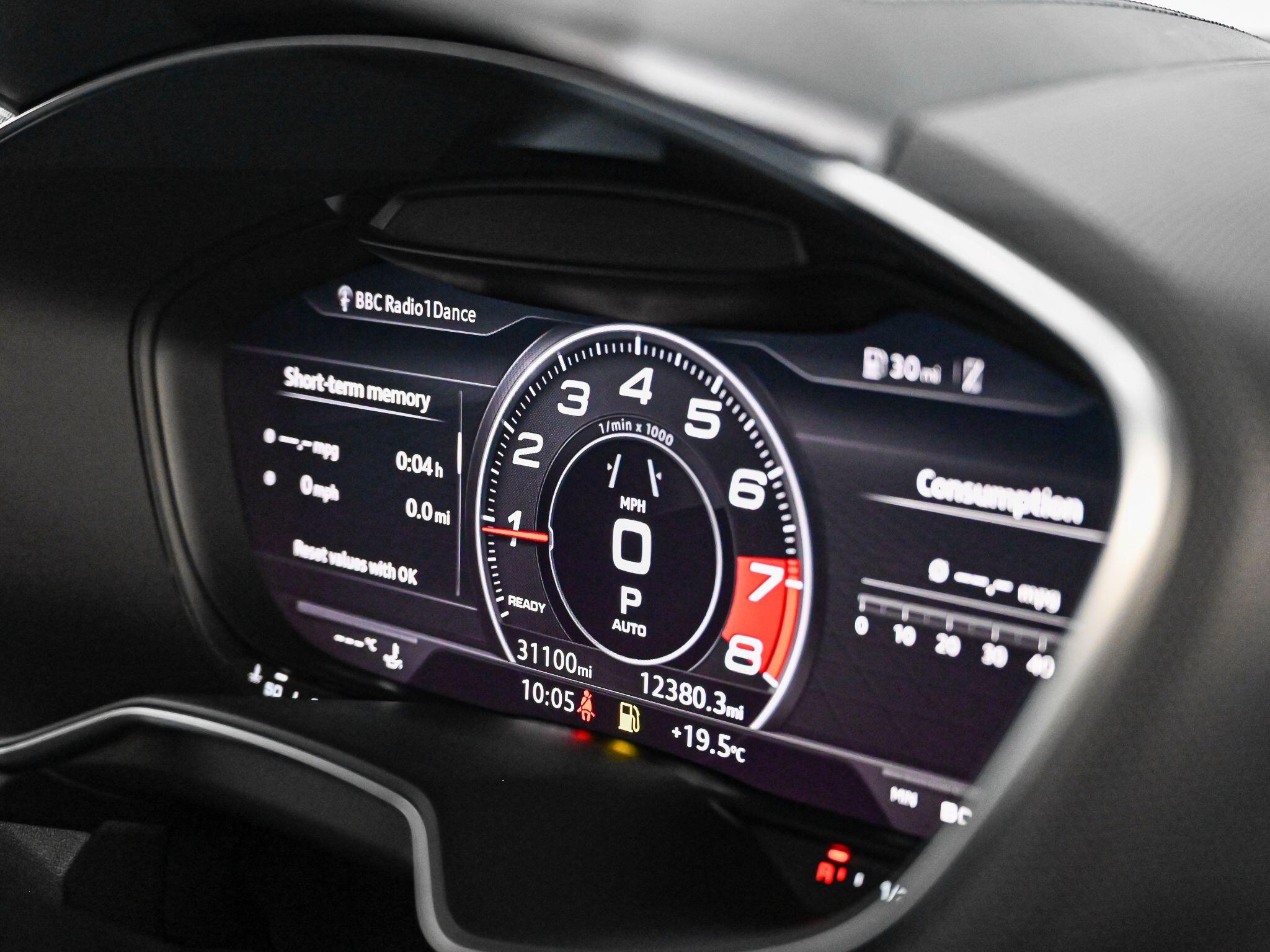 Audi TTS view 17