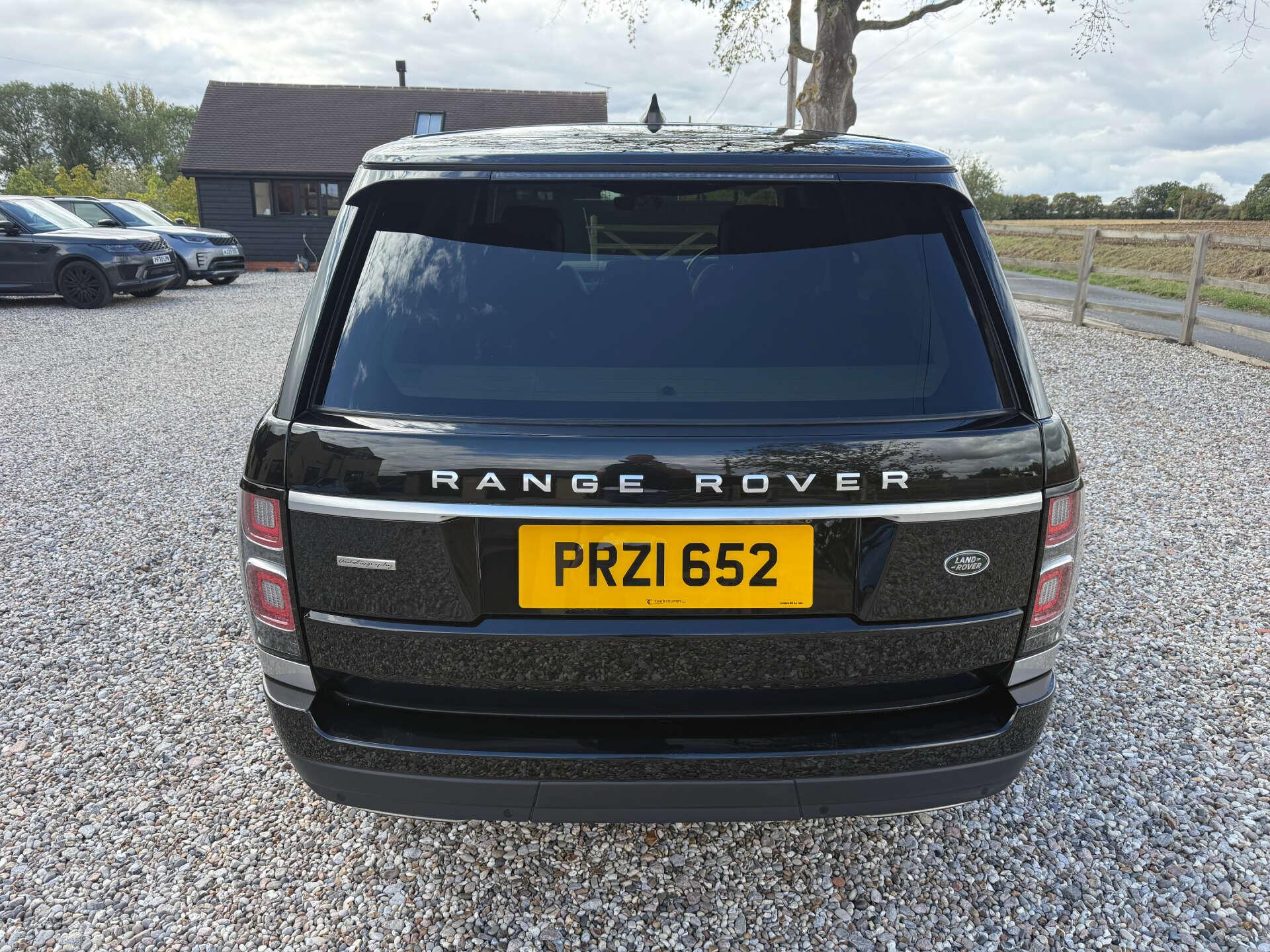 Land Rover Range Rover view 8