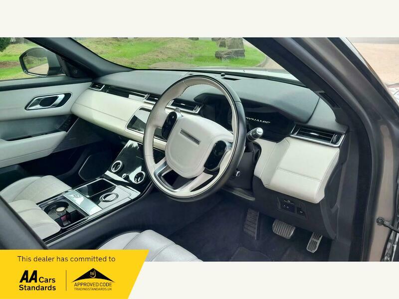 2019 Land Rover Range Rover Velar 2.0 D240 R-Dynamic HSE Auto 4WD Euro 6 (s/s) 5dr • 55,000 miles image 28